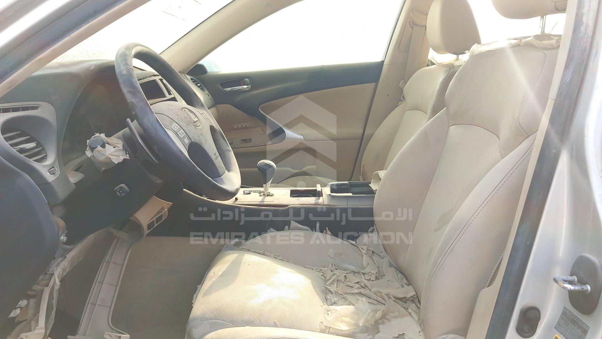 2008 LEXUS IS300 VIN: JTHBG262882016731