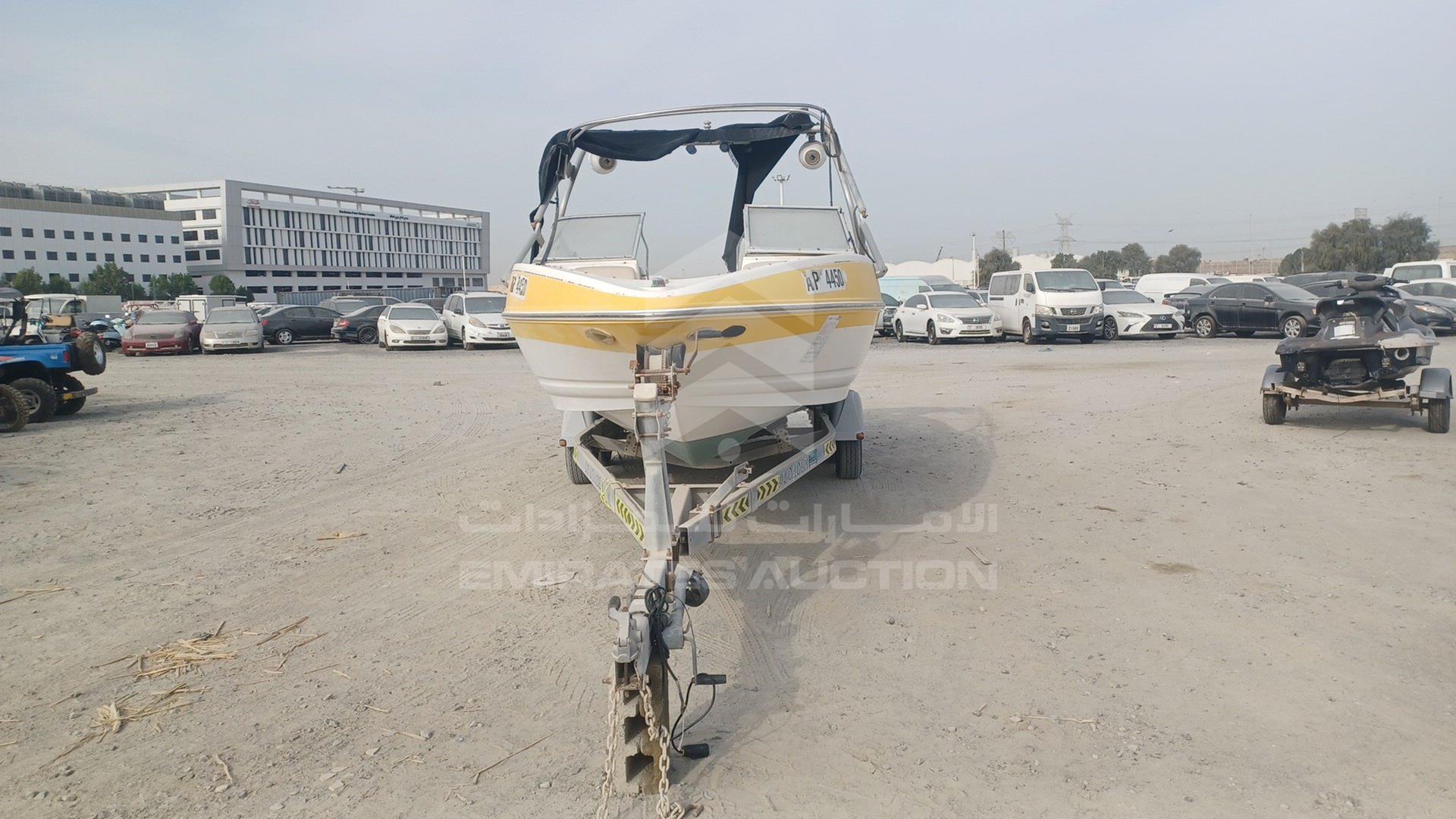 0 BOAT + TROLLEY --- VIN: USLAR86239I708