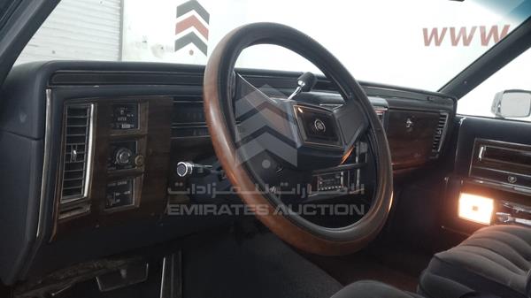 Cadillac Brougham 1988 1G6DW51Y0JR766490 Image 3