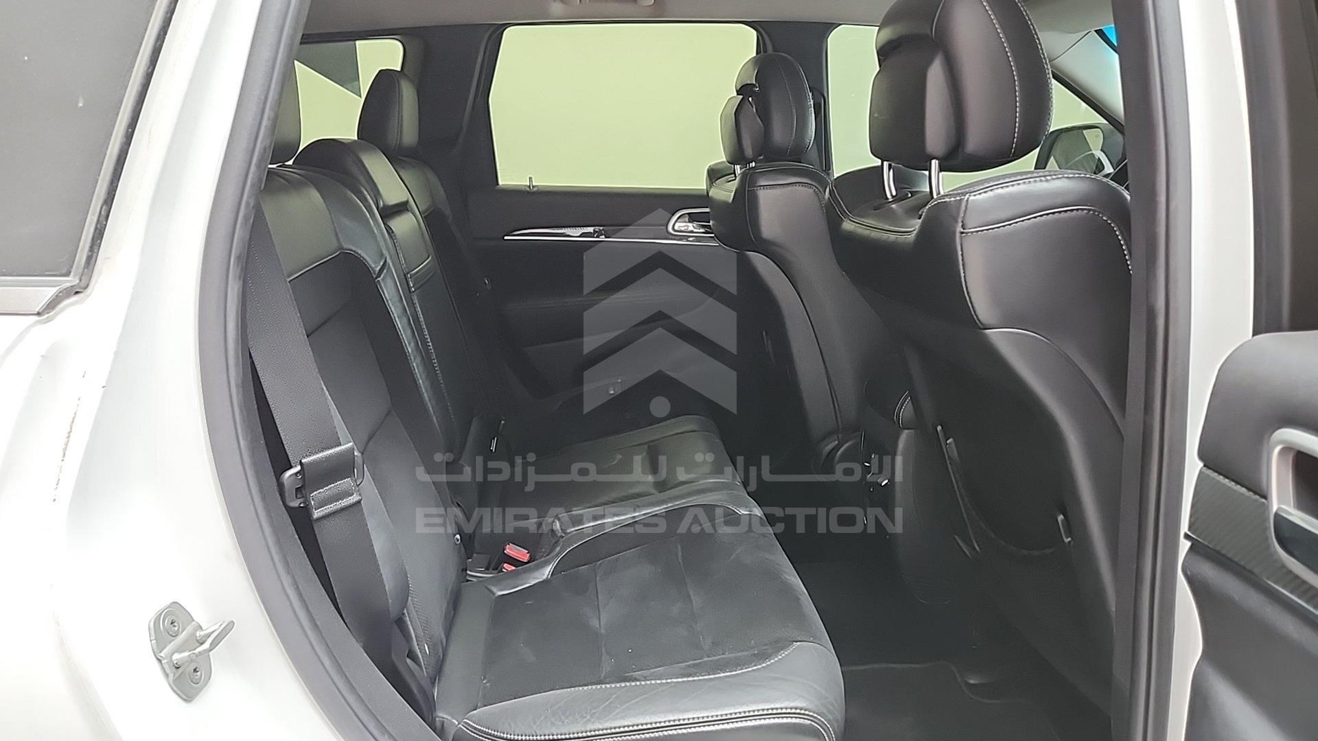 2013 JEEP GRAND CHEROKEE VIN: 1C4RJFDJXDC586172