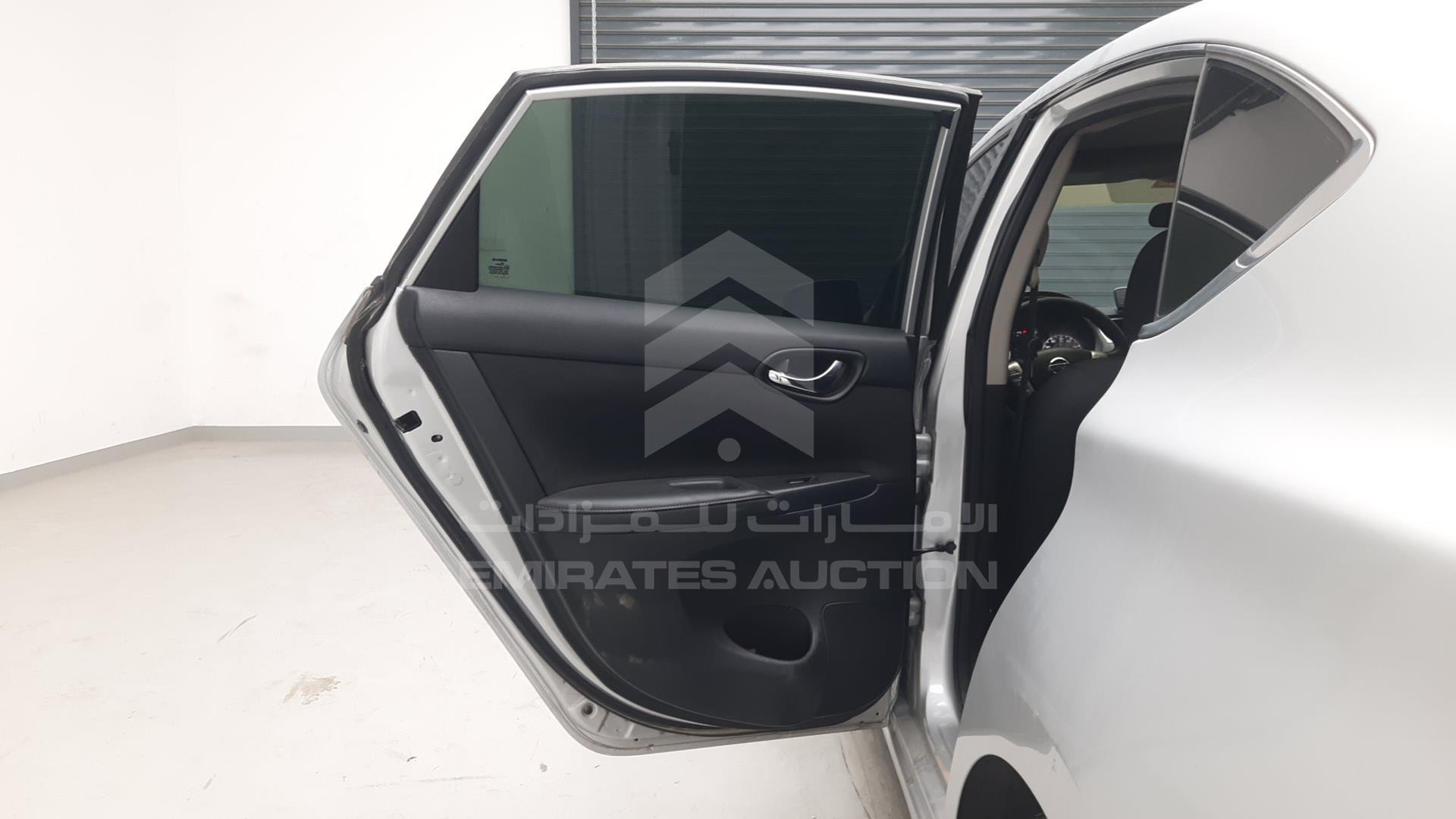 2017 NISSAN SENTRA VIN: 3N1AB7AP2HY272444