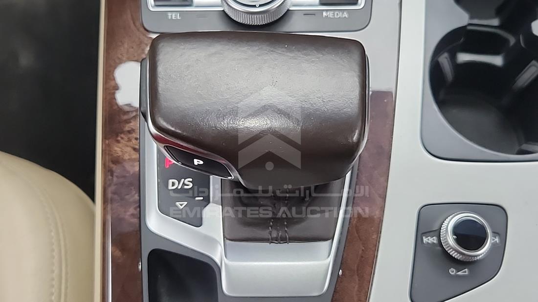 2016 Audi Q7 — Gear View — Photo 22