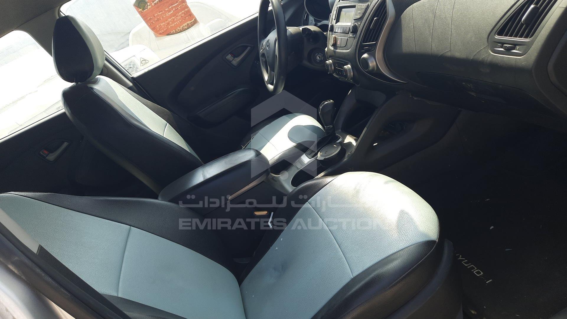 2015 HYUNDAI TUCSON VIN: KMHJT81E7FU056065
