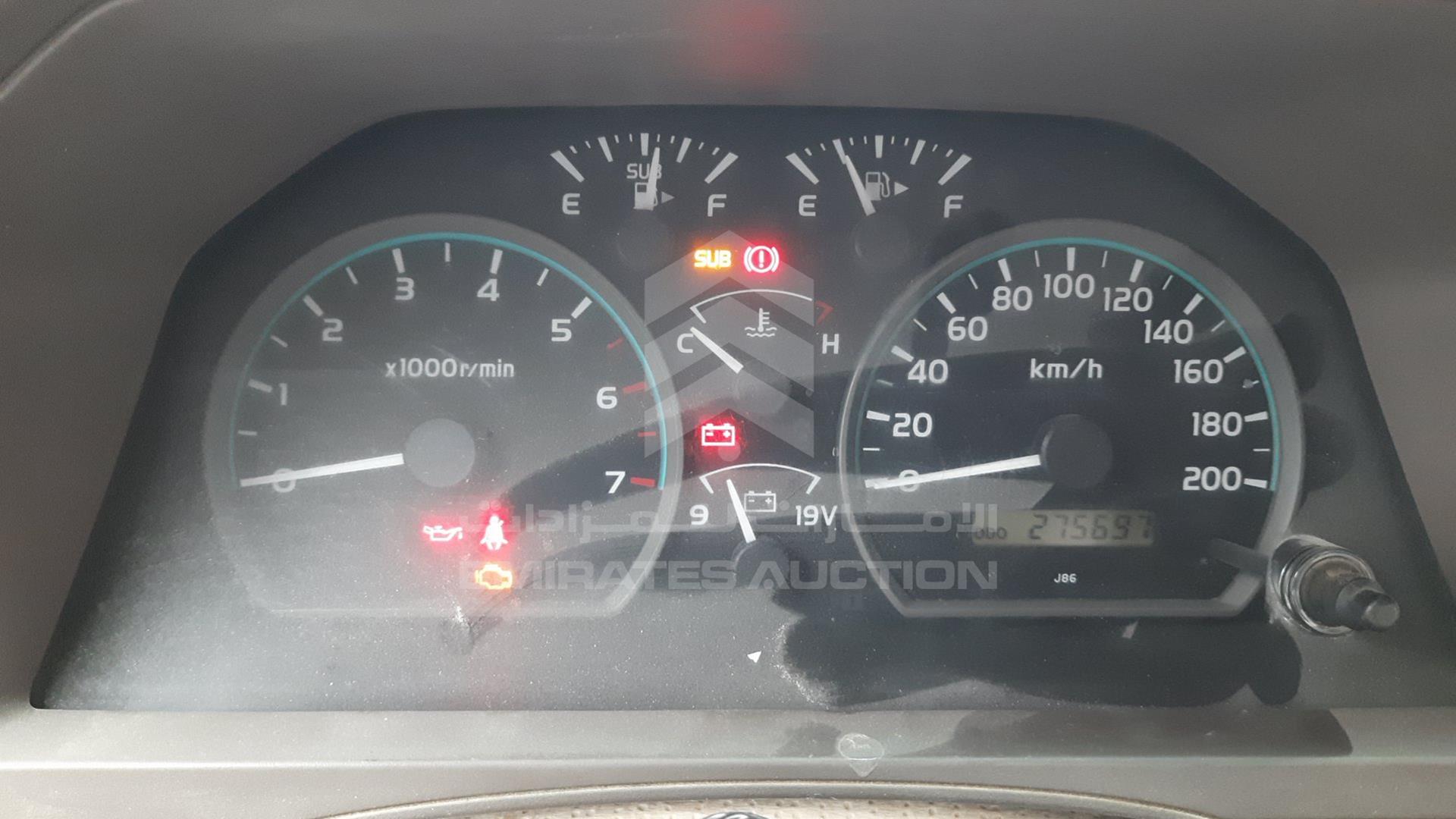 2013 TOYOTA LAND CRUISER VIN: JTFLU73J2D4547985