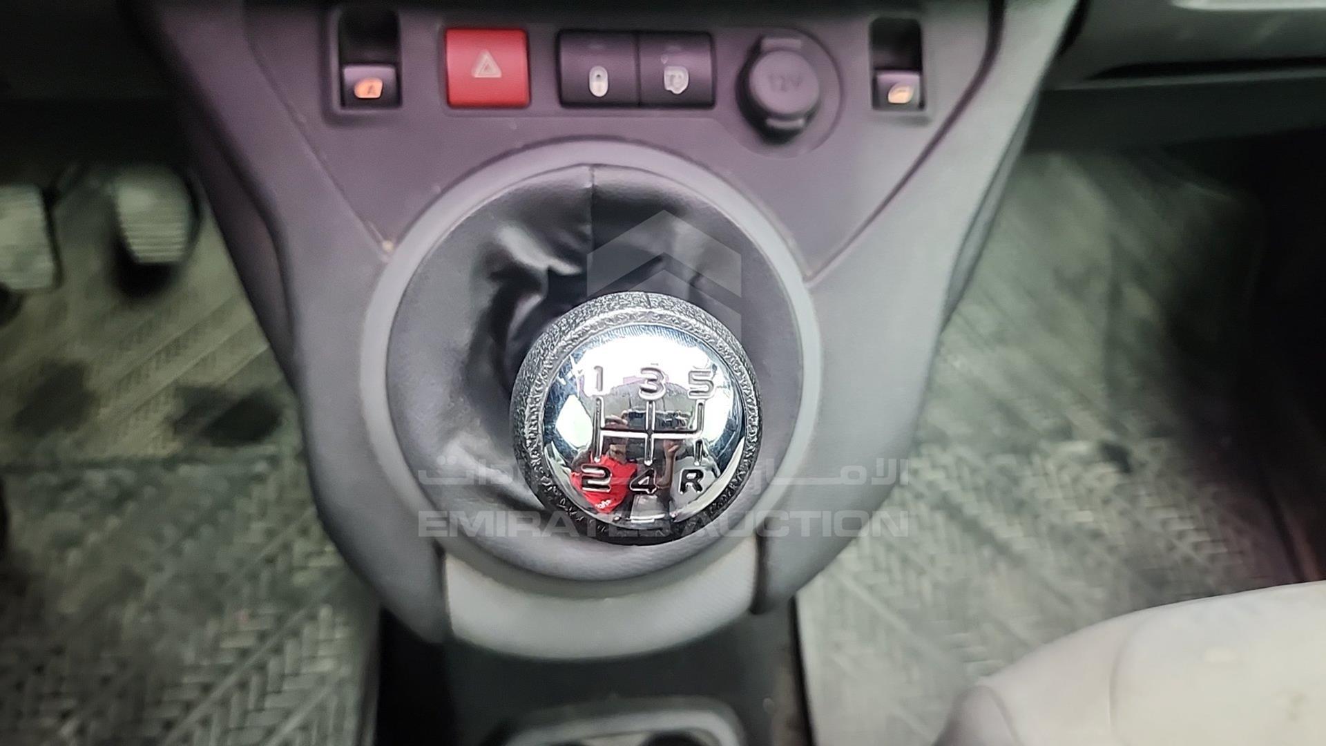 2015 PEUGEOT PARTNER VIN: VF37ENFU0FJ542828