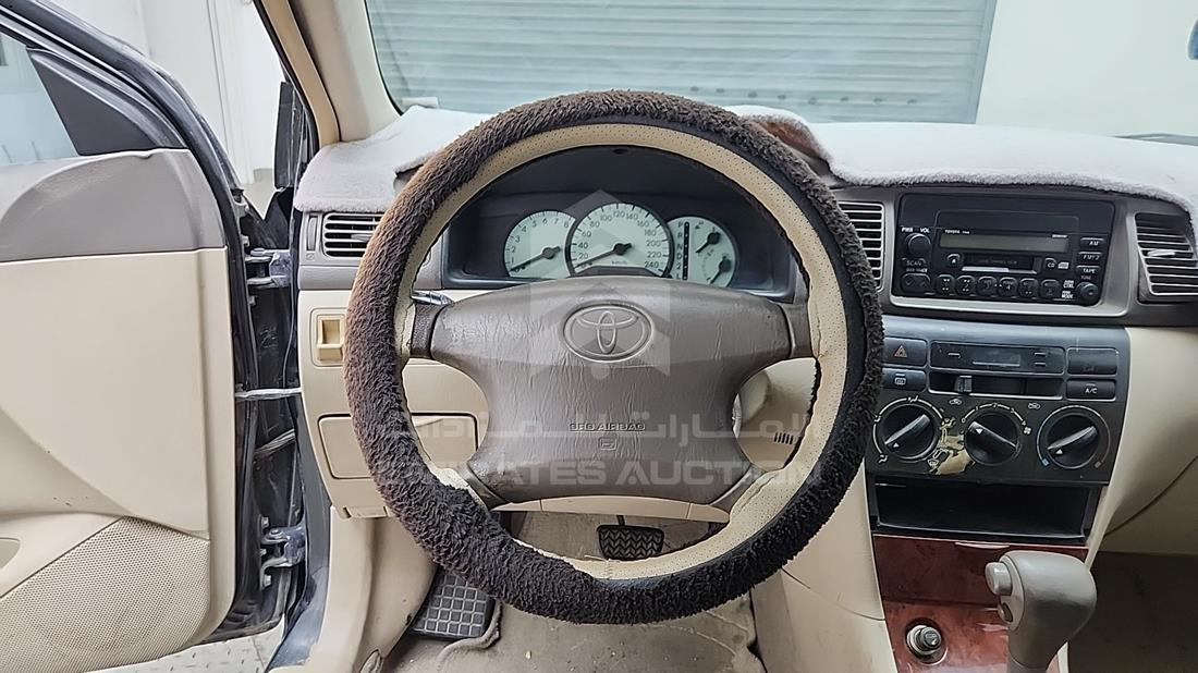 2002 Toyota Corolla — Steering & Mounted Controls — Photo 15