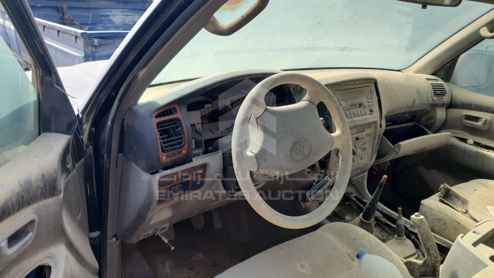 2004 TOYOTA LAND CRUISER VIN: JTECB09J443013529