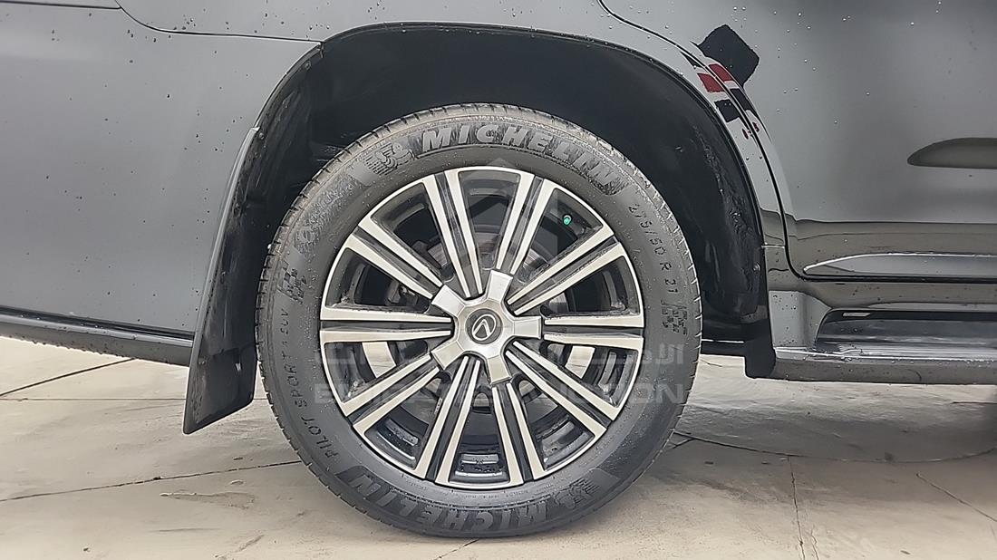 2020 Lexus LX 570 — Rear Right Tyre — Photo 38