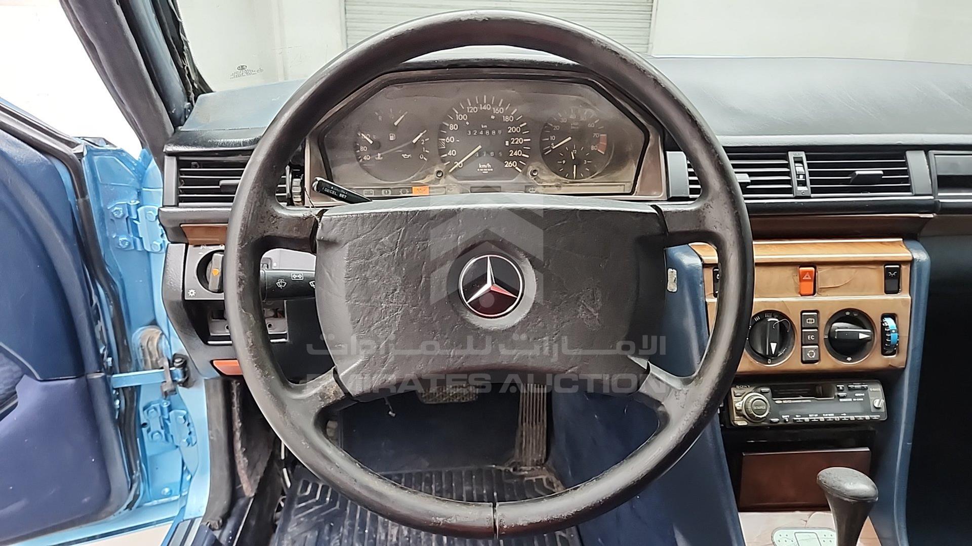 1991 MERCEDES 320 CE VIN: WDB1240511B497055