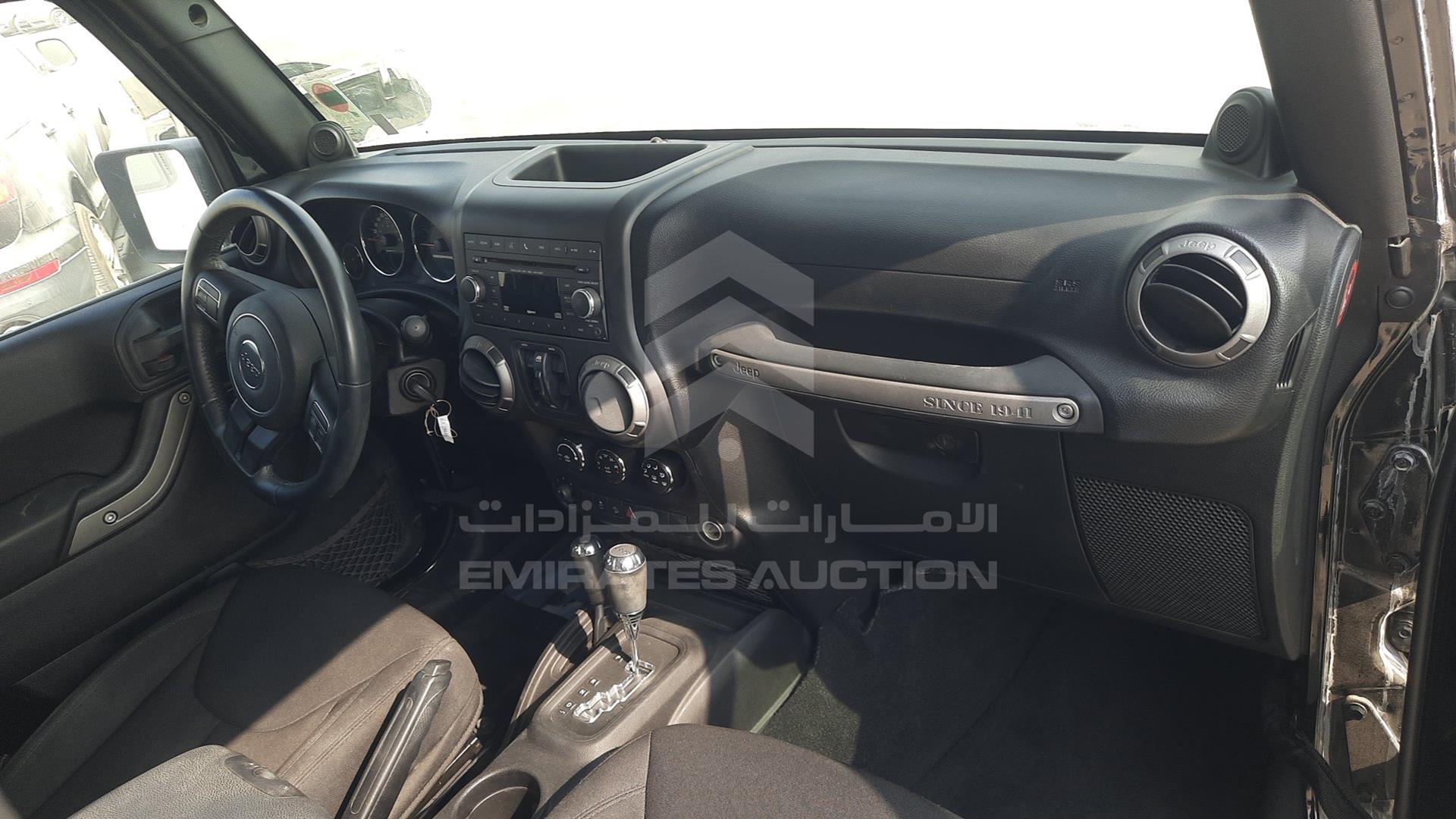 2014 JEEP WRANGLER / VIN: 1C4BJWDG2EL323536