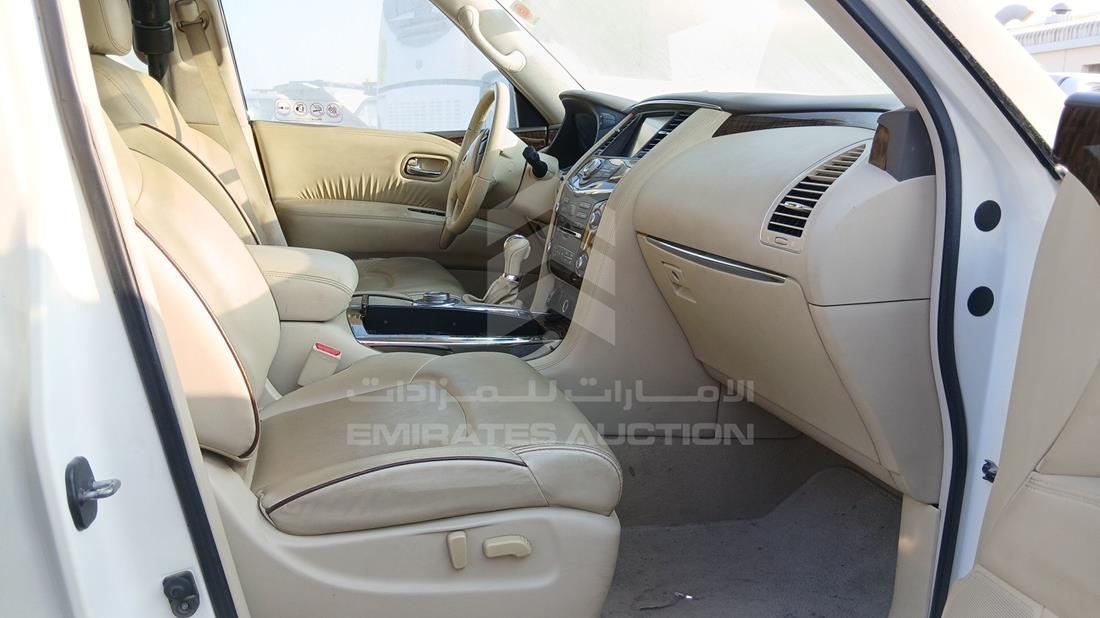 نيسان باترول 2019 — زاوية الراكب الأمامي للمقعد — صورة 25