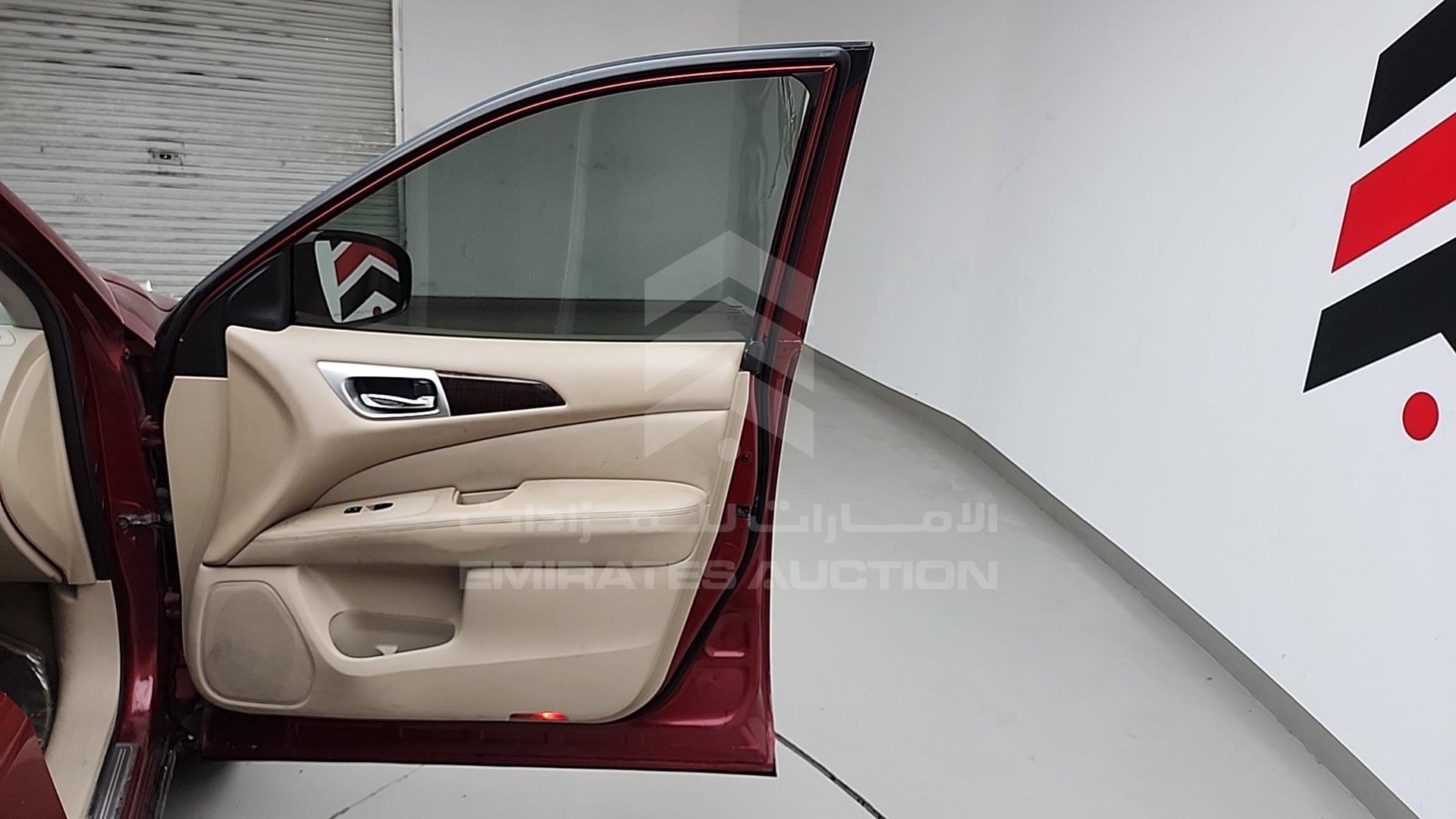 2015 NISSAN PATHFINDER VIN: 5N1AR2M75FC606877
