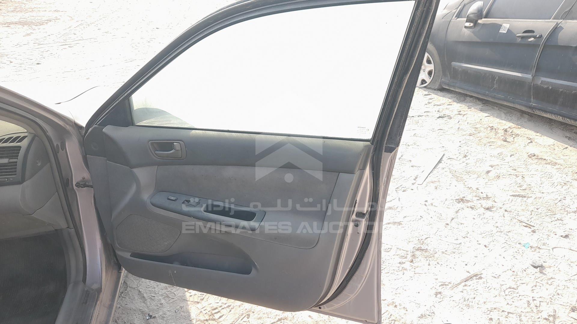 2005 TOYOTA CAMRY VIN: 6T1BE33K45X526218