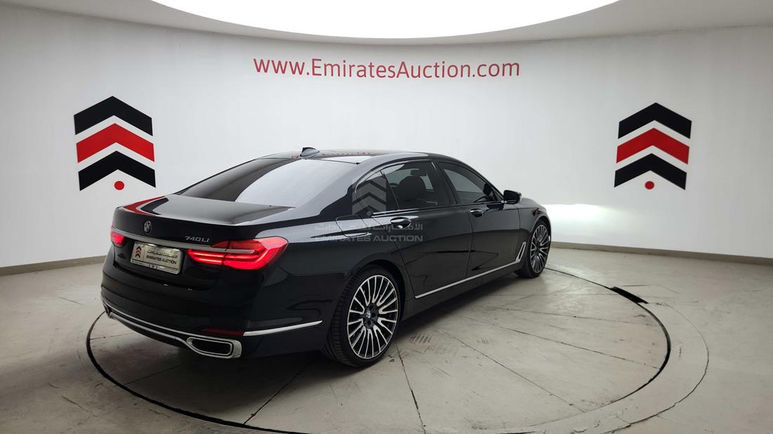 2016 BMW 740 LI — Rear Right Angle — Photo 11