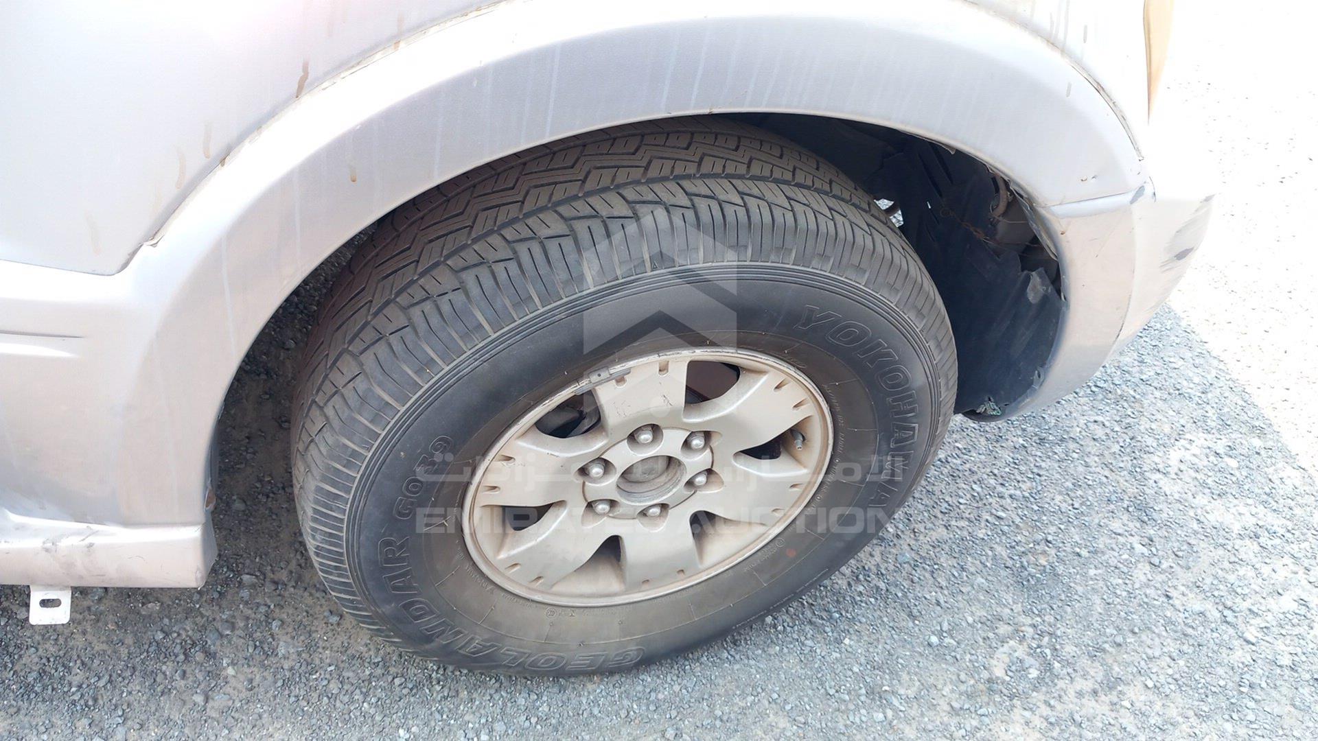 2006 MITSUBISHI PAJERO VIN: JMYLRV73W6J704329