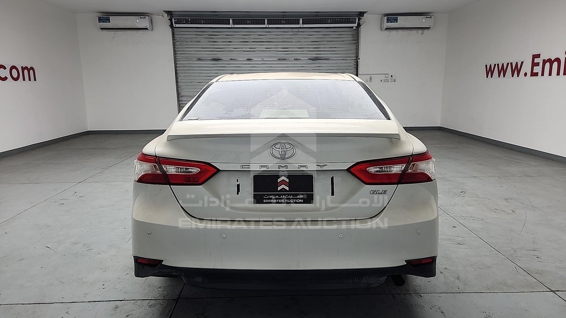 2019 TOYOTA CAMRY VIN: JTNBF4HK8K3029182