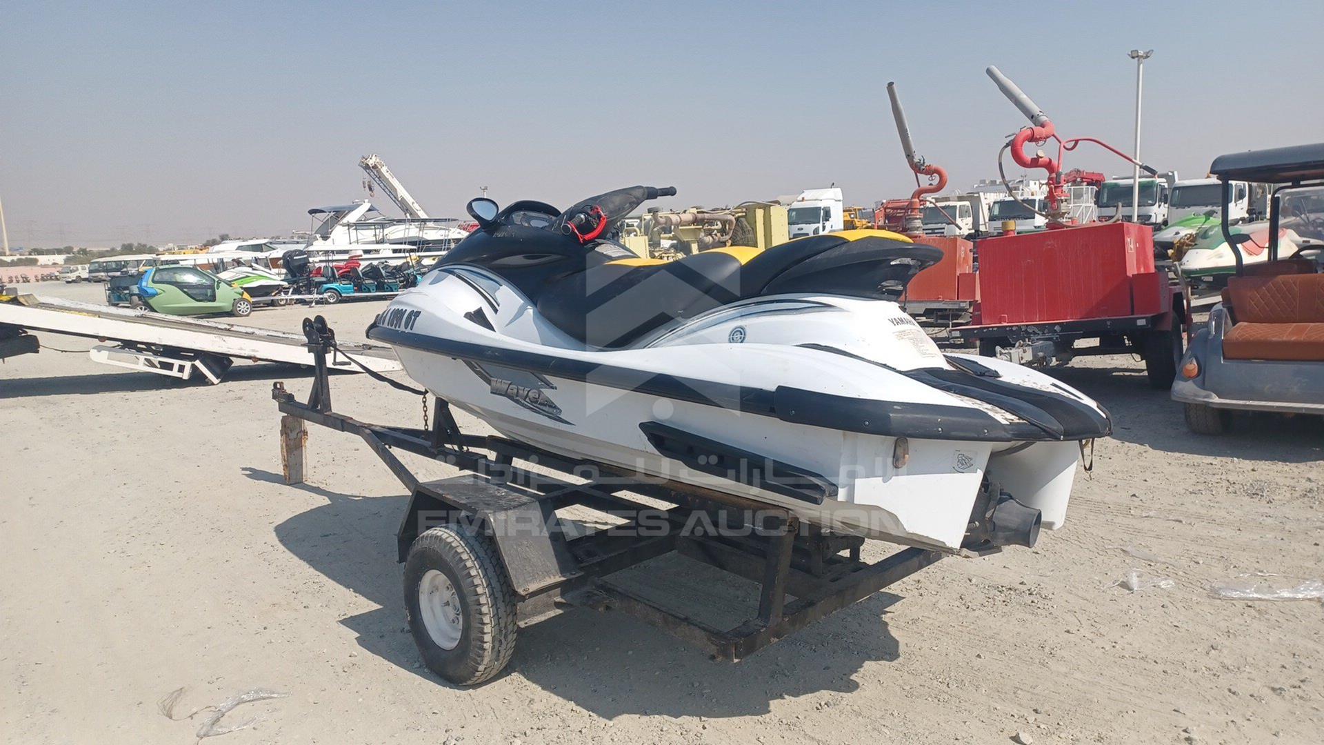 0 JET SKI + TROLLEY YAMAHA VIN: USYAMA2461C303