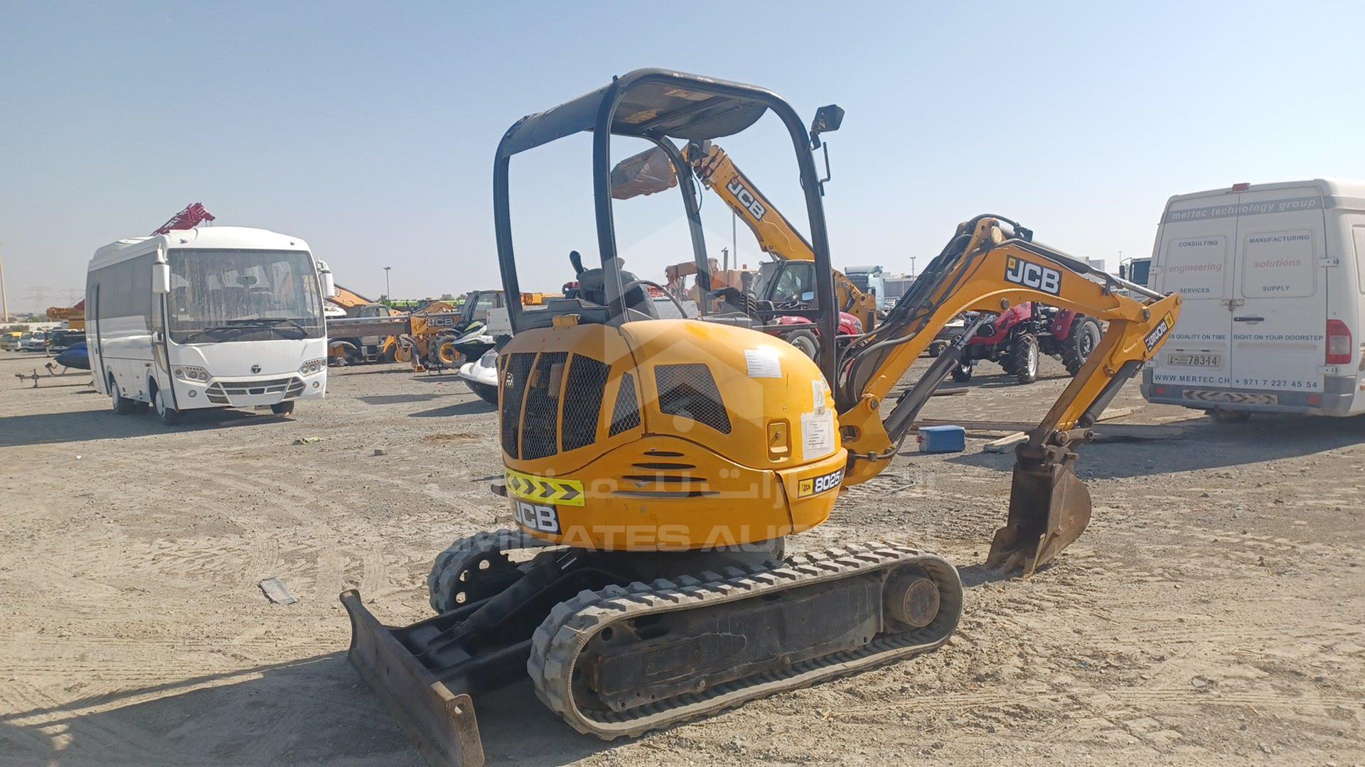 2011 JCB --- VIN: JCB08025P02020131