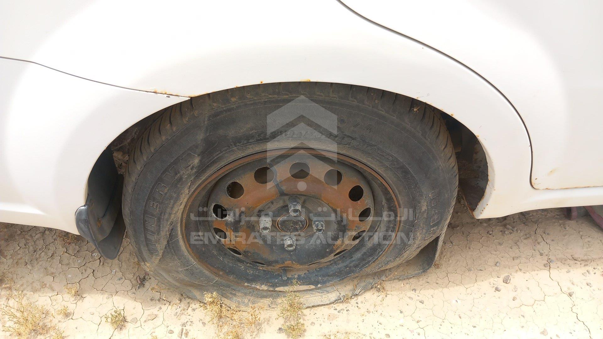 0 CHEVROLET --- VIN: KL1TJ587X7B028547