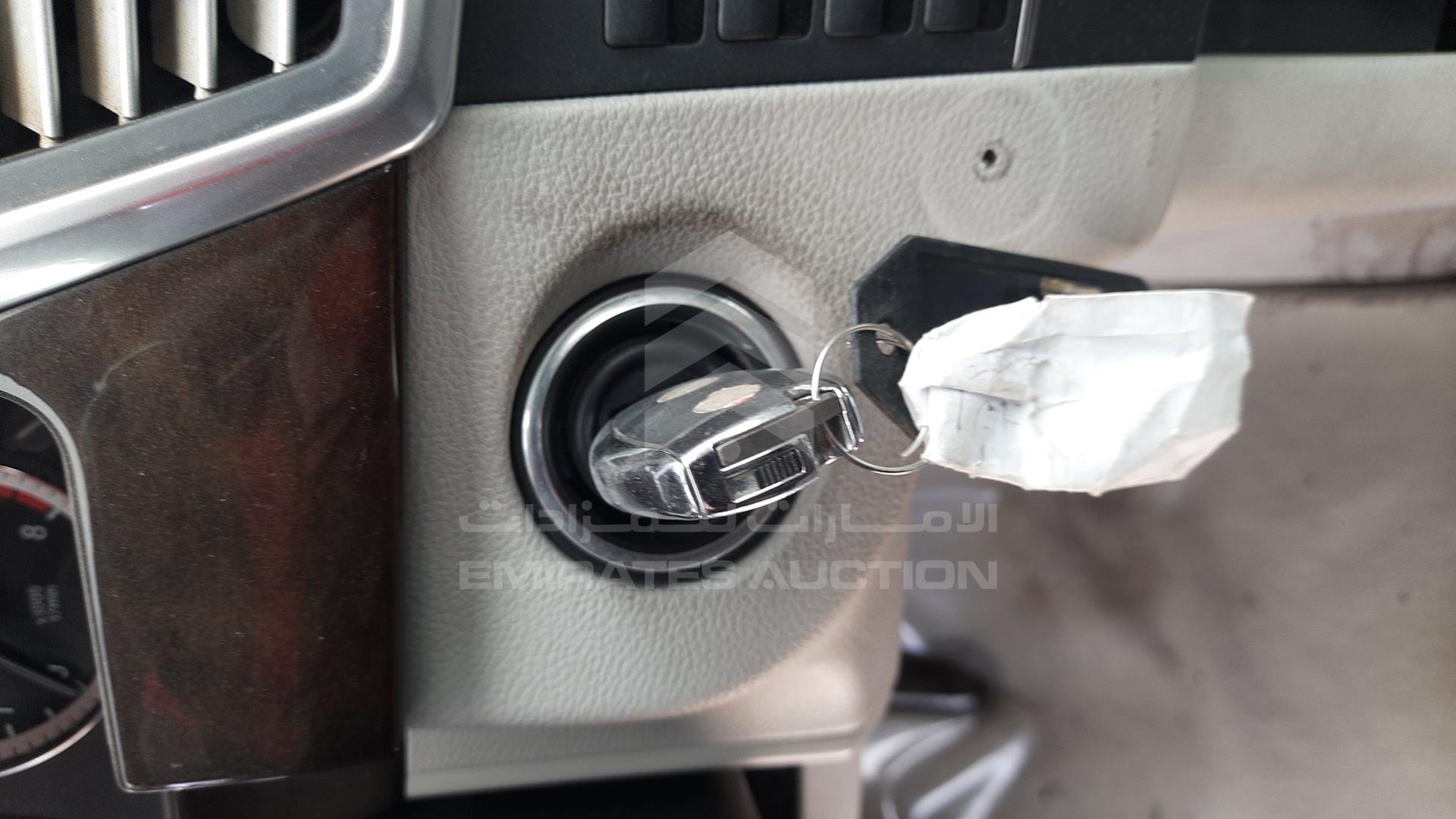 0 MERCEDES --- VIN: WDDHF5EB5AA215819
