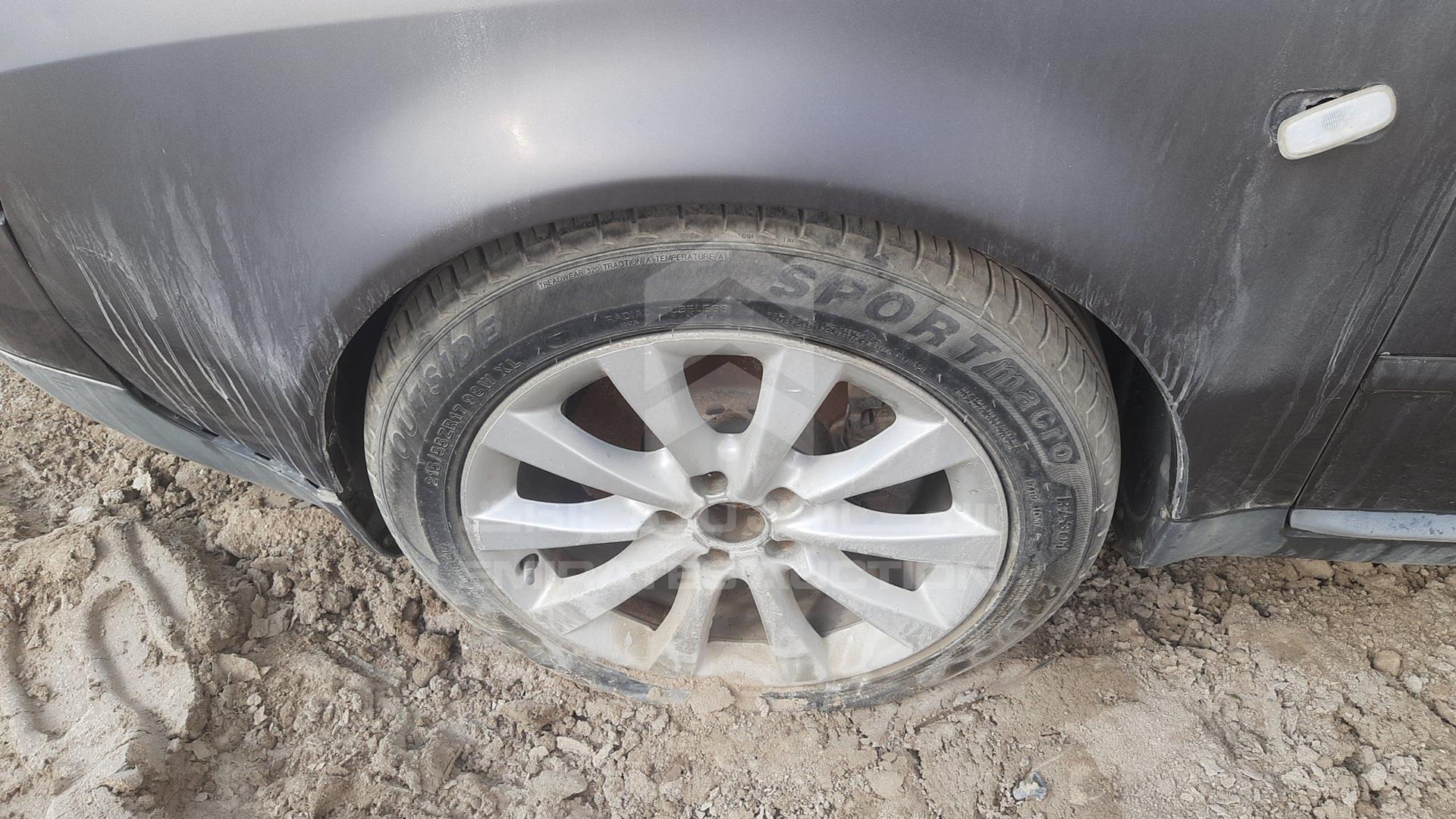 2001 AUDI A6 VIN: WAUBE24B11N062672