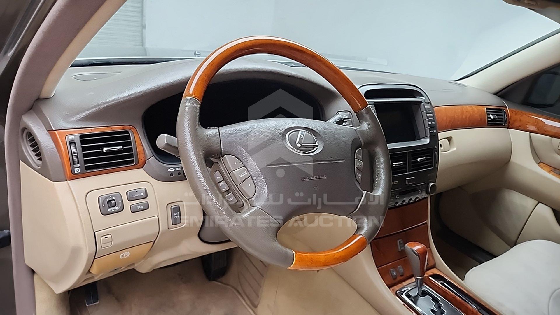2004 LEXUS LS 430 VIN: JTHBN36F640149220