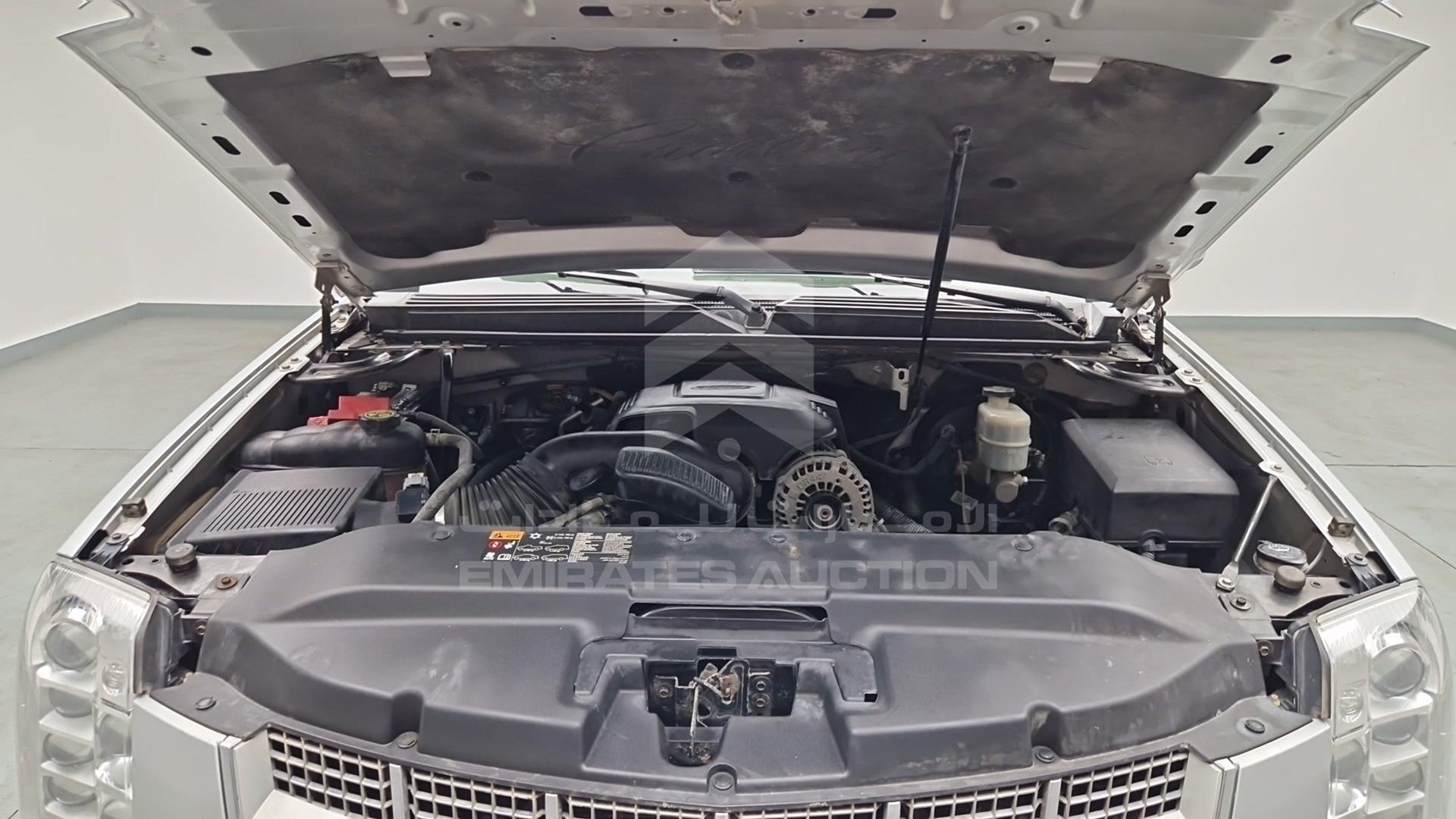 2014 CADILLAC ESCALADE VIN: 1GYS47EF0ER112197