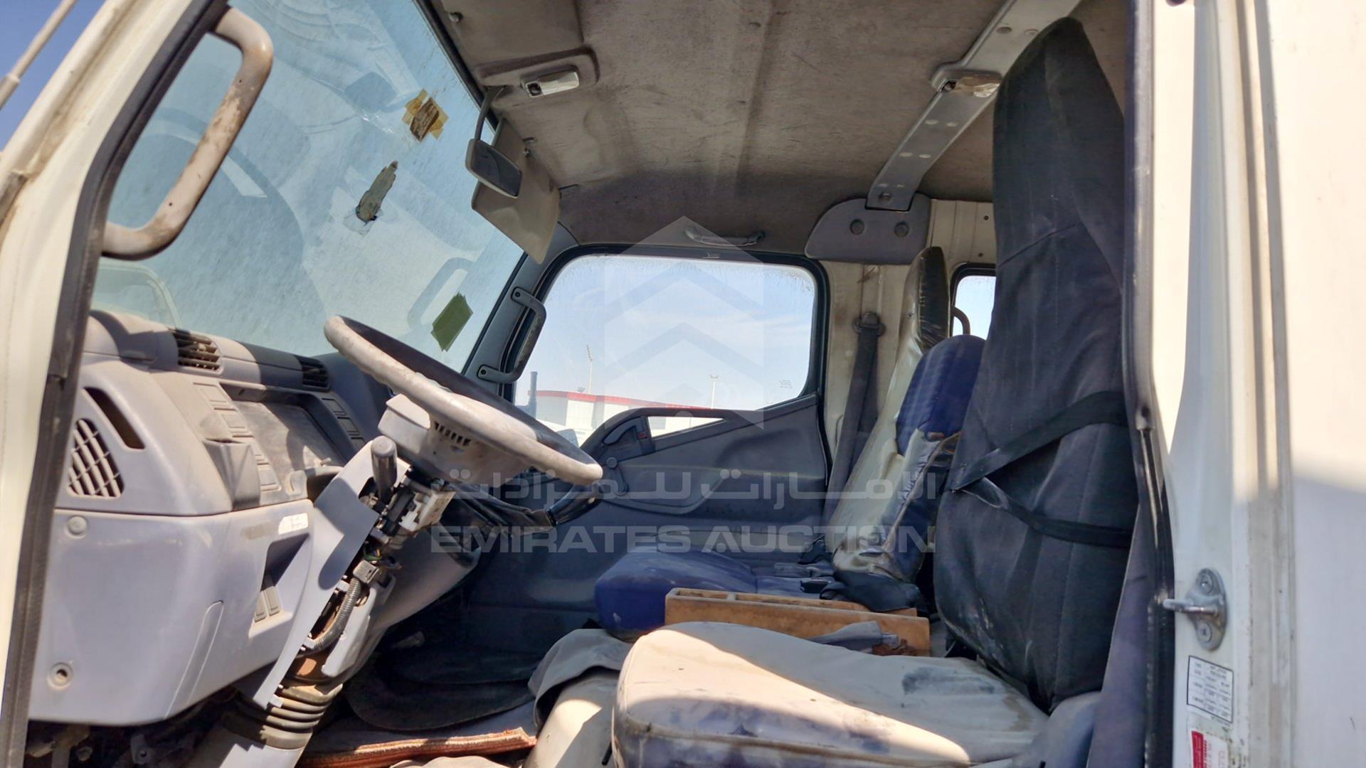 2009 MITSUBISHI CANTER VIN: JL7BCE1J99K007909