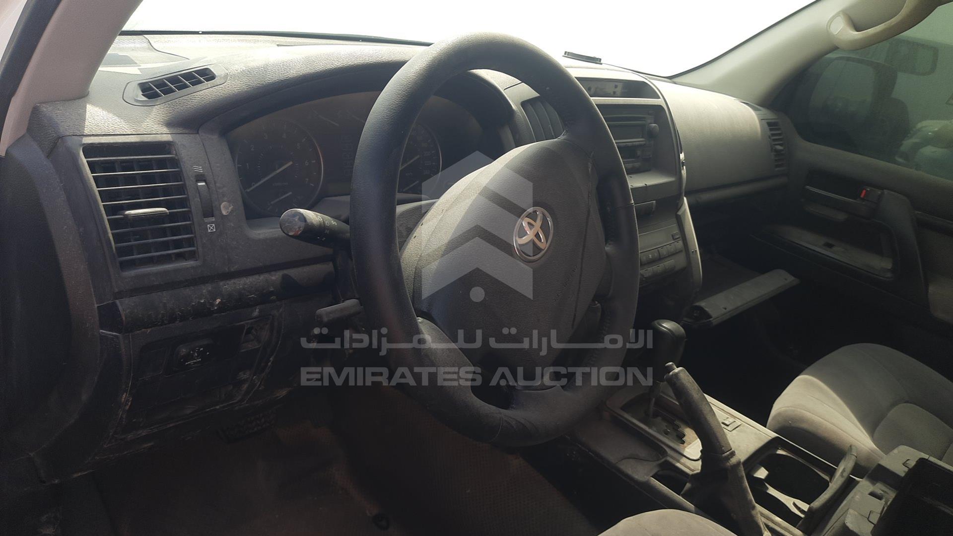 2011 TOYOTA LAND CRUISER VIN: JTMDU09J5B4034836