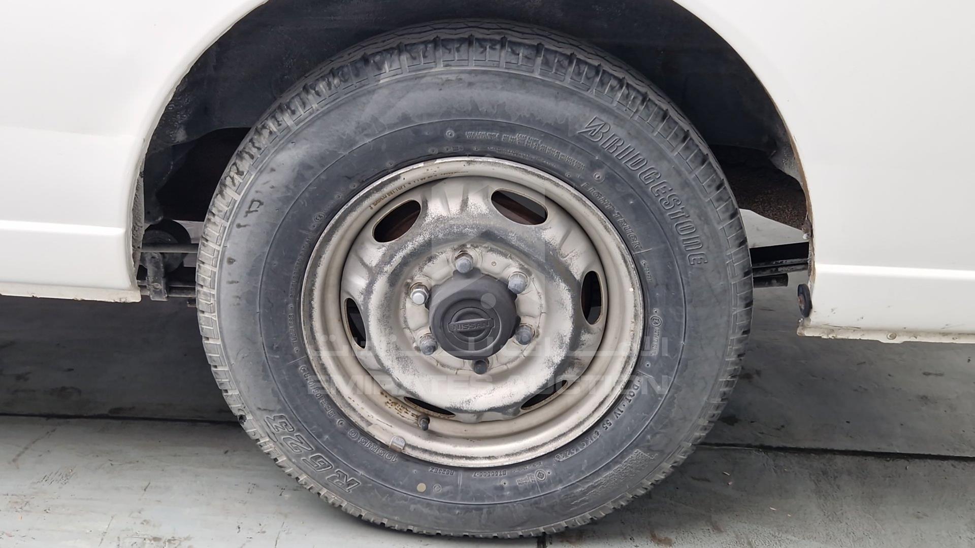 2010 NISSAN URVAN VIN: JN6AE54S1AX020701