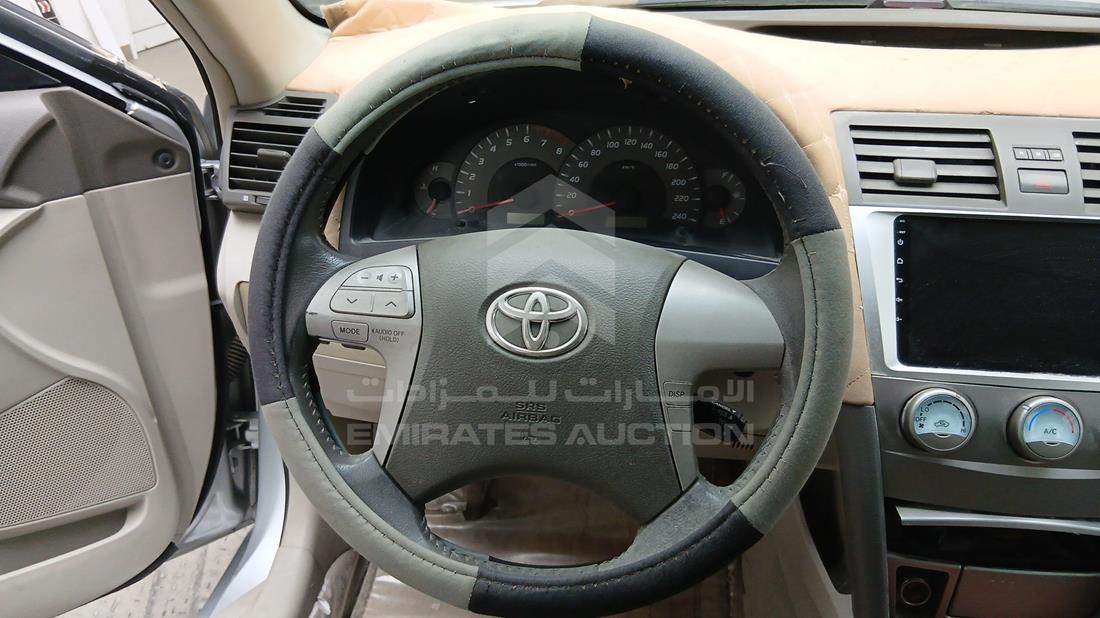 2007 Toyota Camry — Steering & Mounted Controls — Photo 13