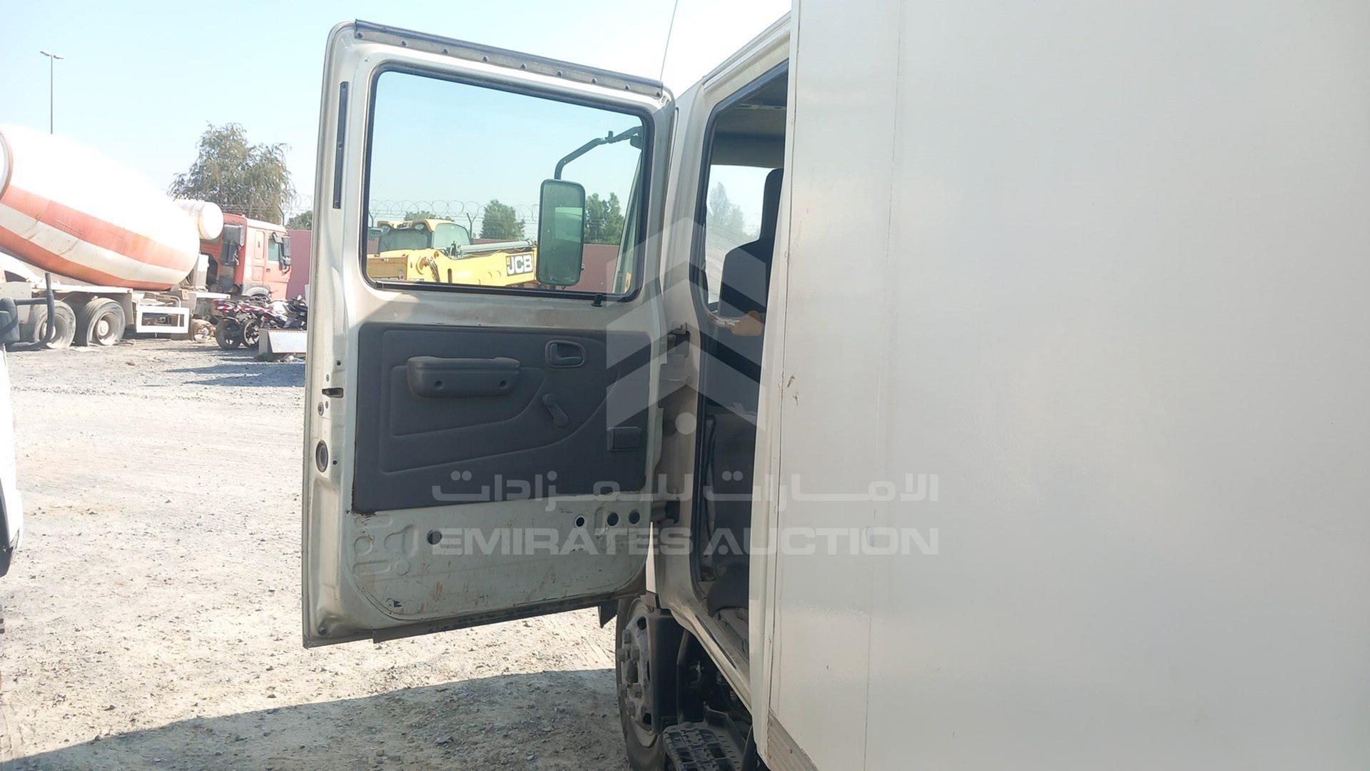 2014 HINO 300 VIN: JHHLCK1H0EK007723