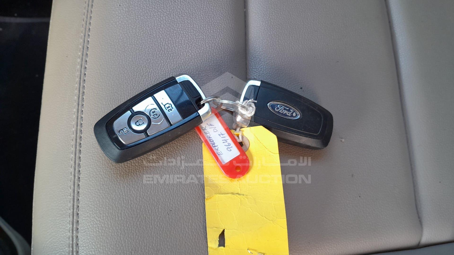 2020 FORD EXPLORER VIN: 1FMSK8DH4LGA86941