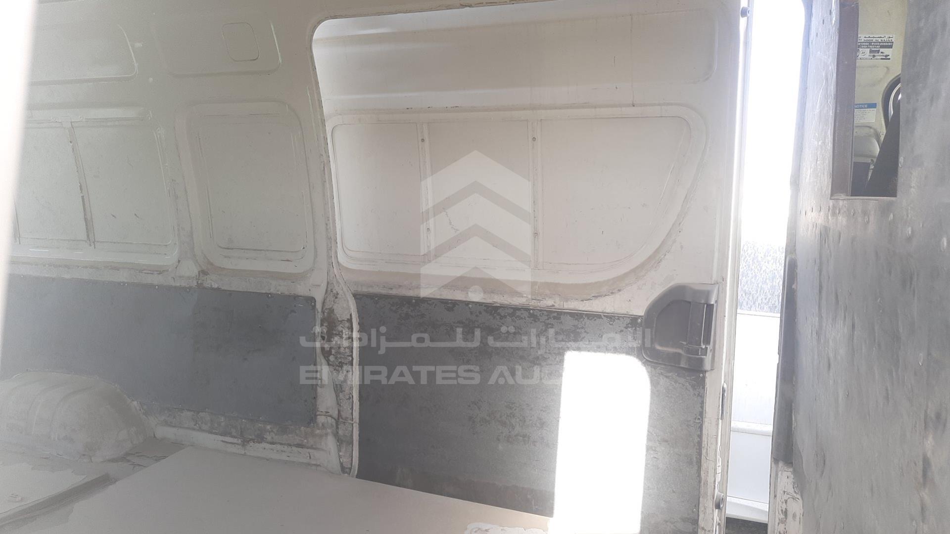 2007 TOYOTA HIACE VIN: JTFPX22P270007792