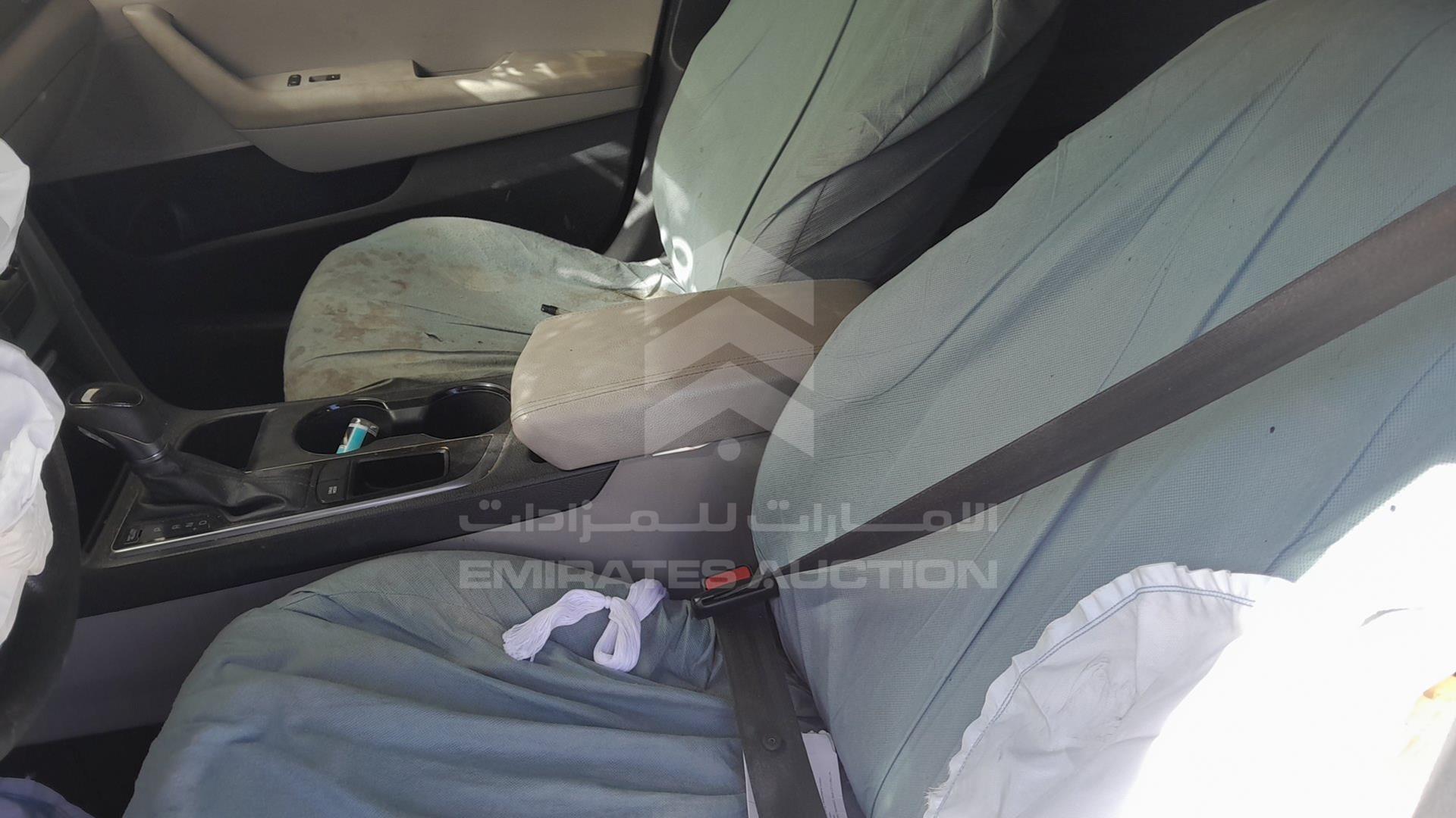 2015 HYUNDAI SONATA VIN: 5NPE24AF2FH001897