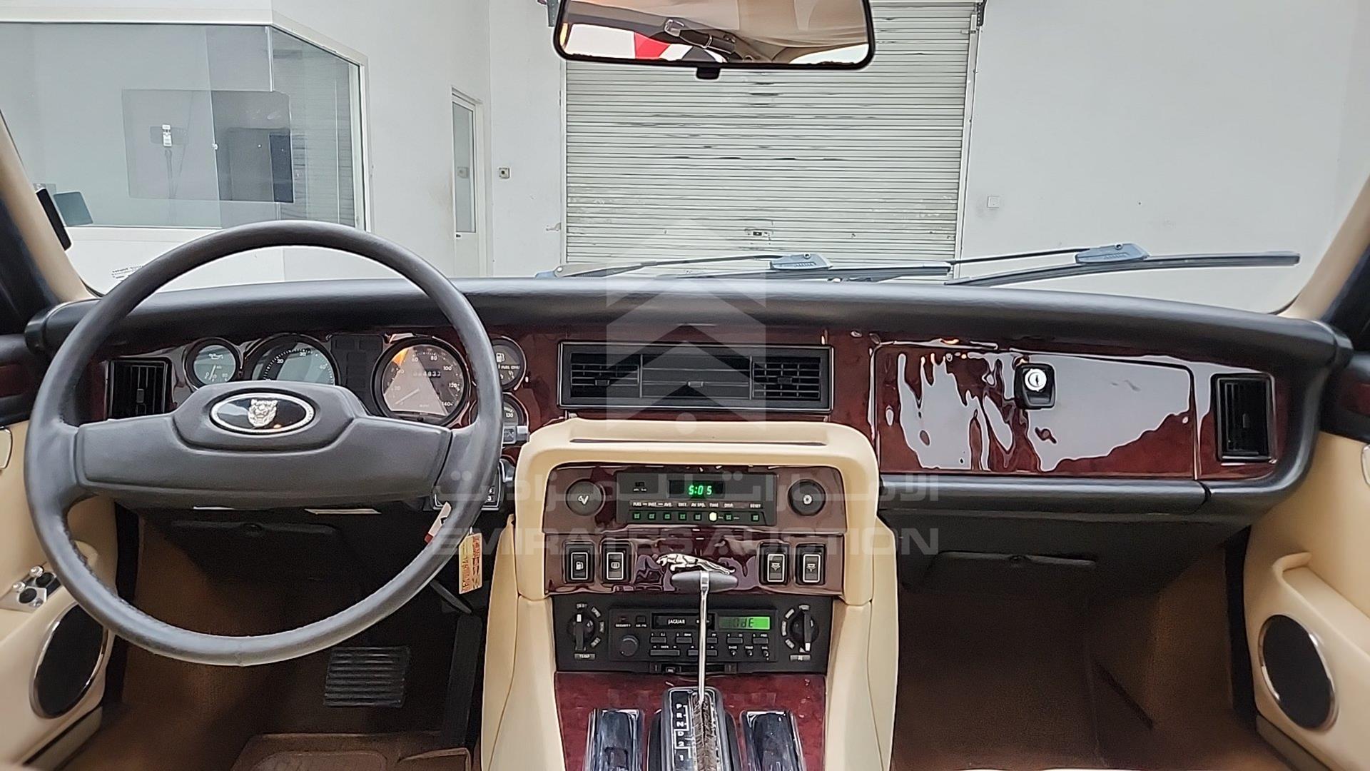 1987 JAGUAR XJ 6 VIN: SAJAY1345HC476001