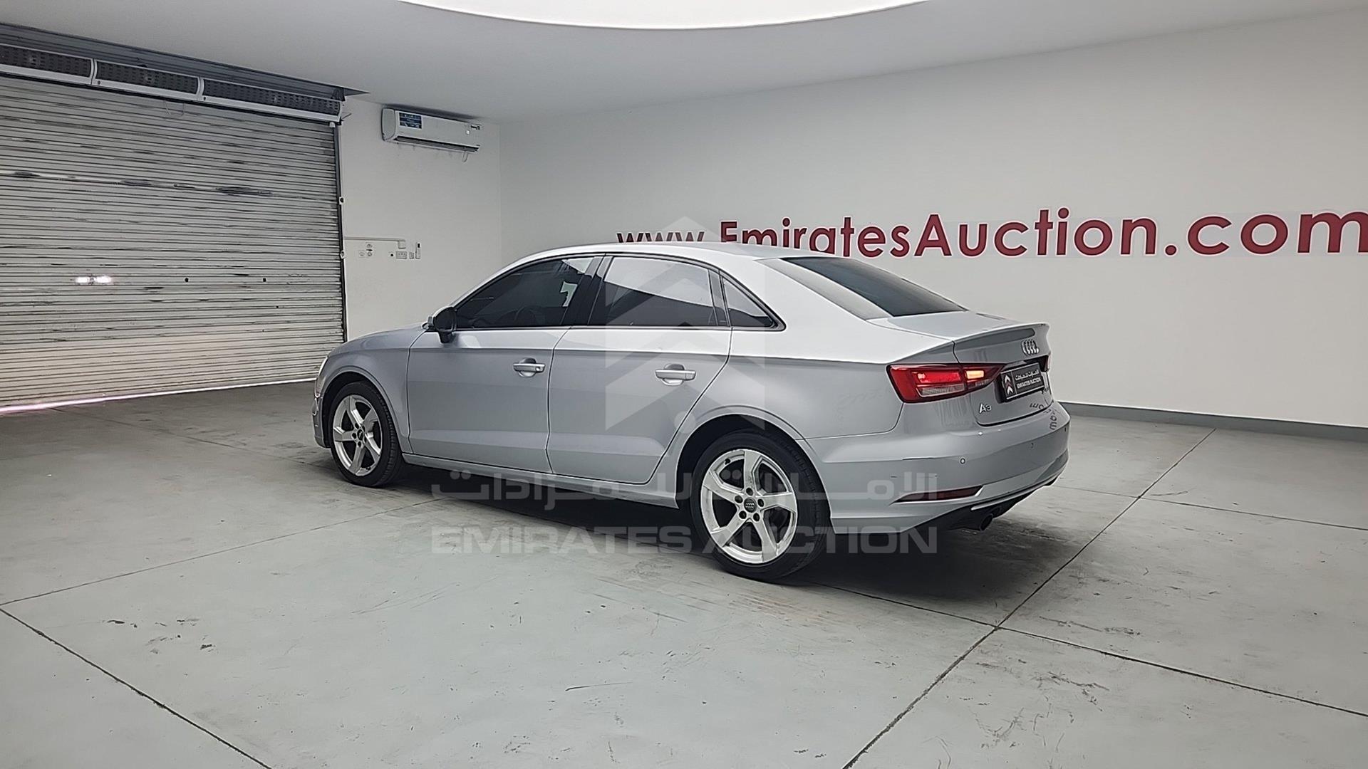 2019 AUDI A3 VIN: WAUZZZFF7K1007082