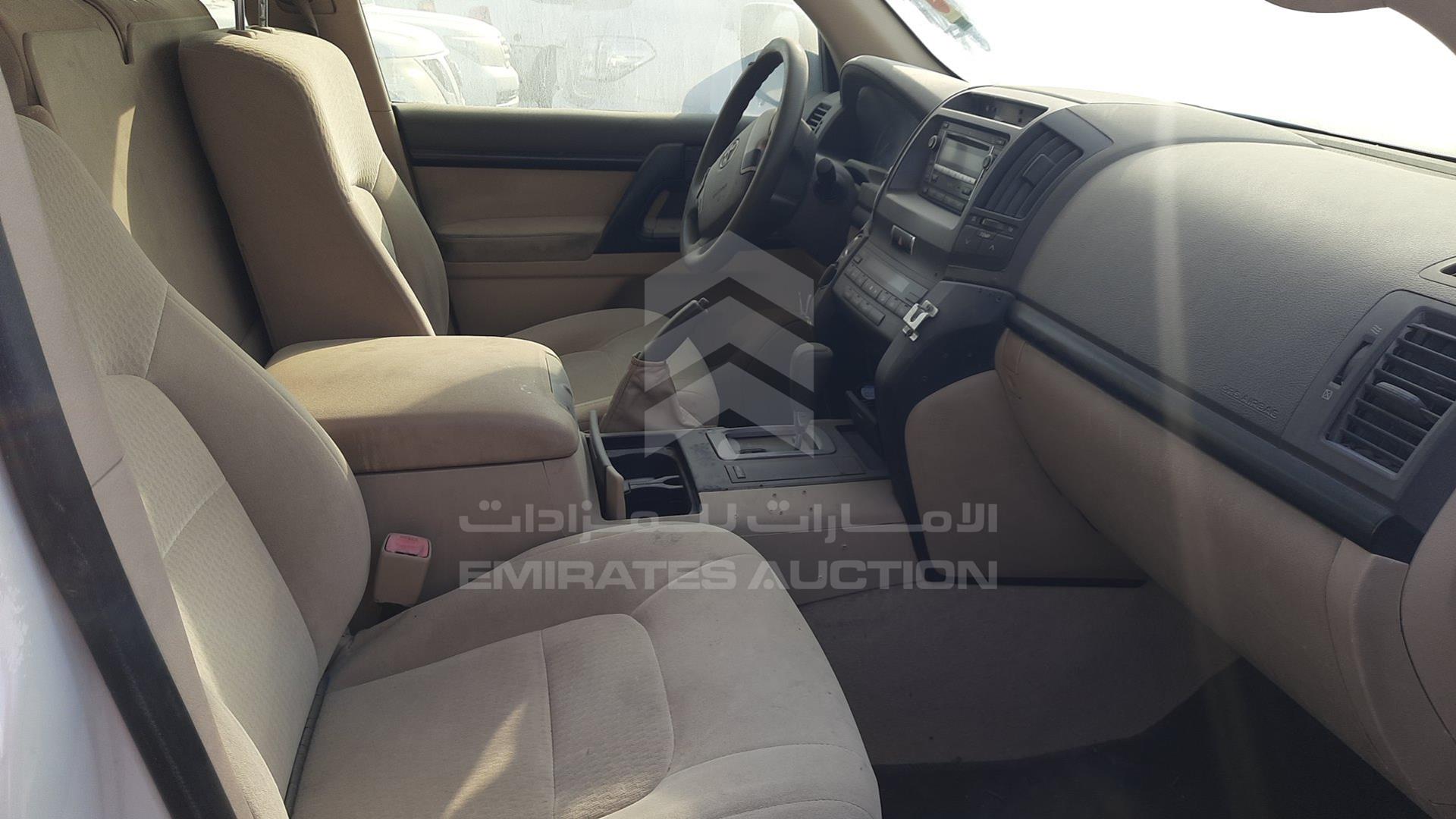 2013 TOYOTA LAND CRUISER VIN: JTMDU09JXD4063350