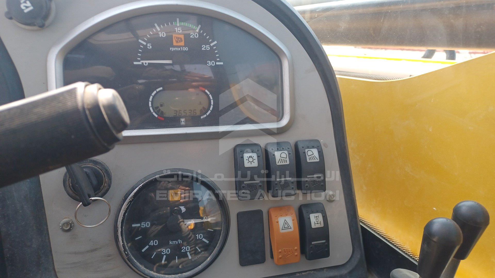 2021 JCB 530-110 VIN: RAJ5DB5MV02893089