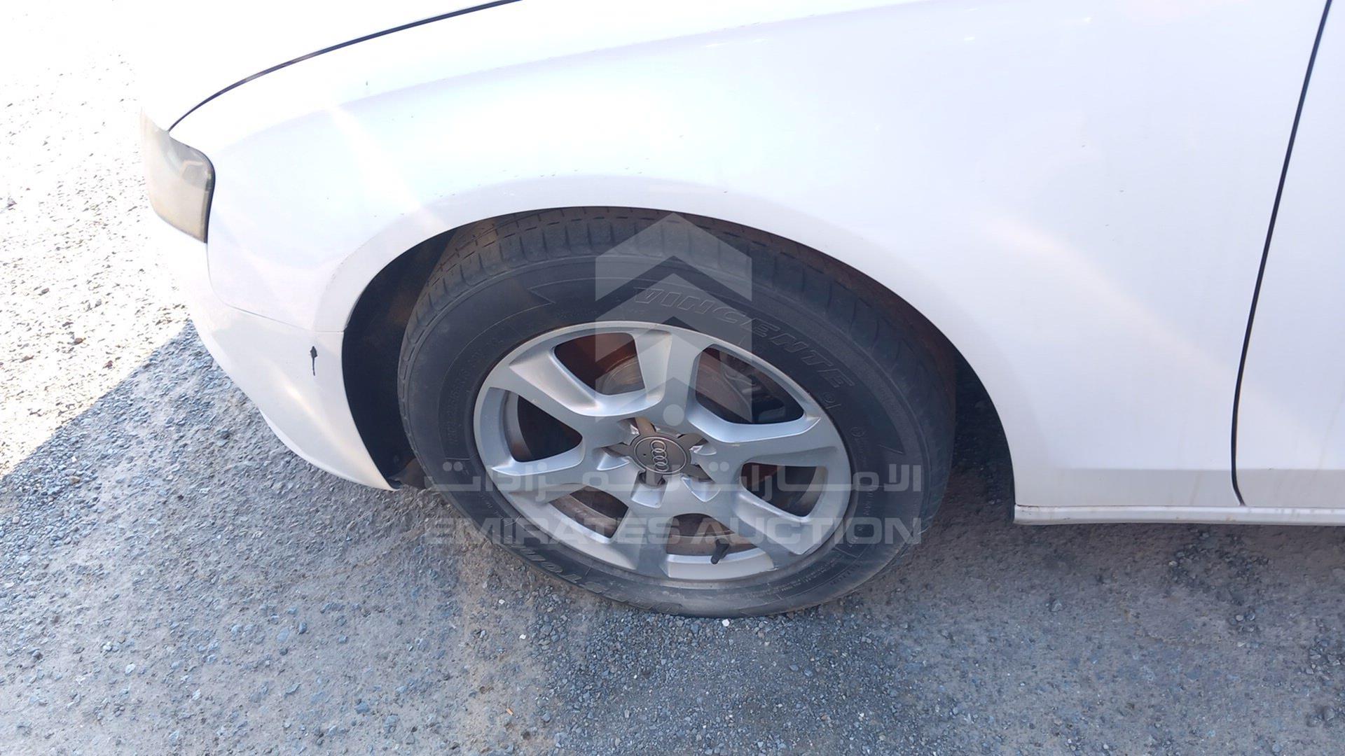 2012 AUDI A4 VIN: WAUACC8KXCA086531