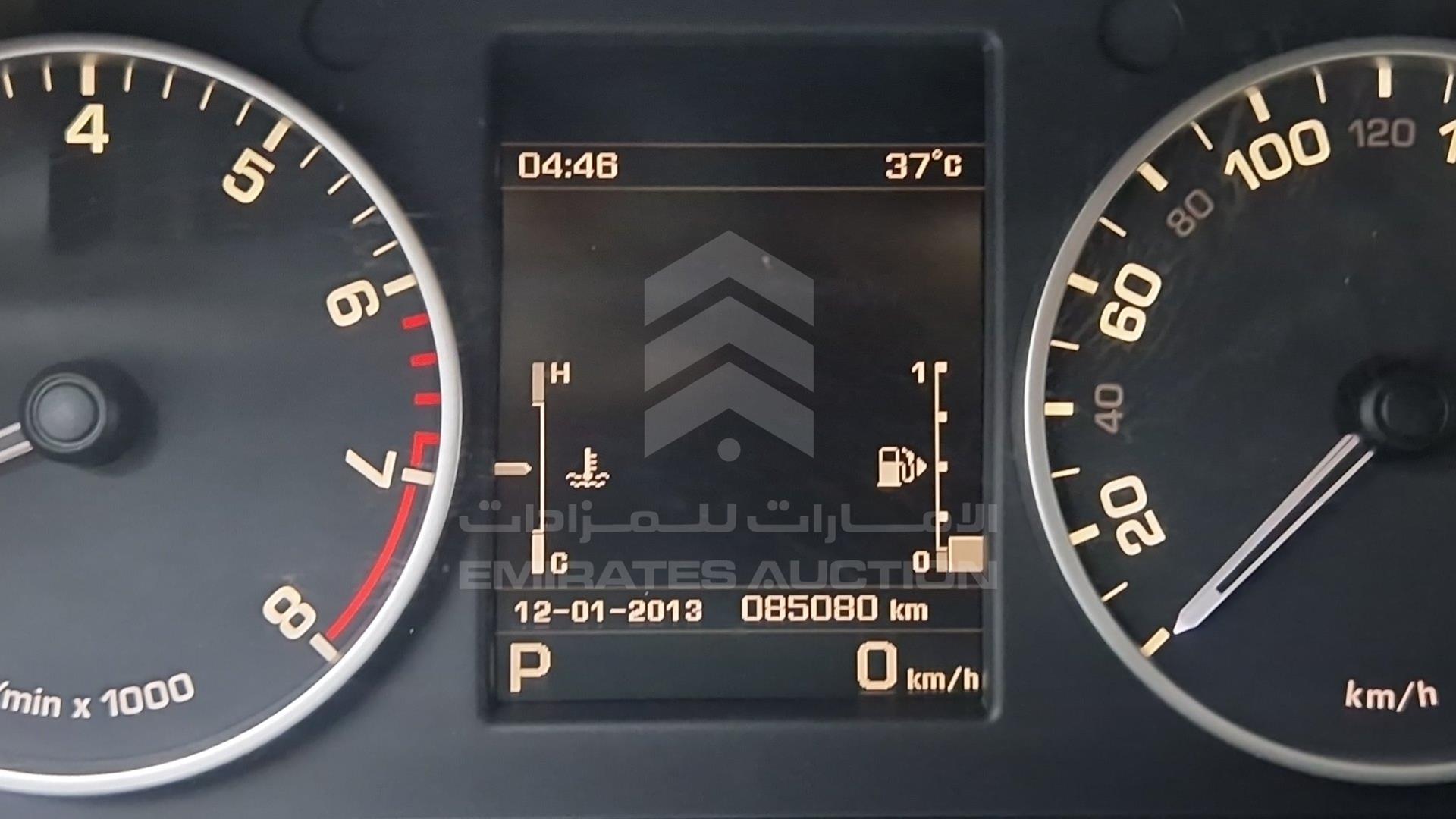 2015 LAND ROVER LR4 VIN: SALLAAAV6FA740368