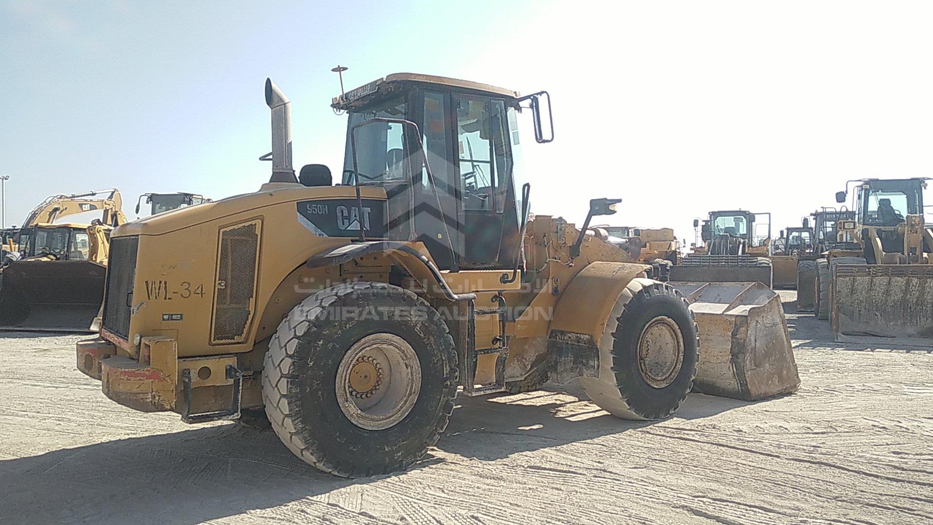 2011 CATERPILLAR 950H VIN: CAT0950HCN1A04588