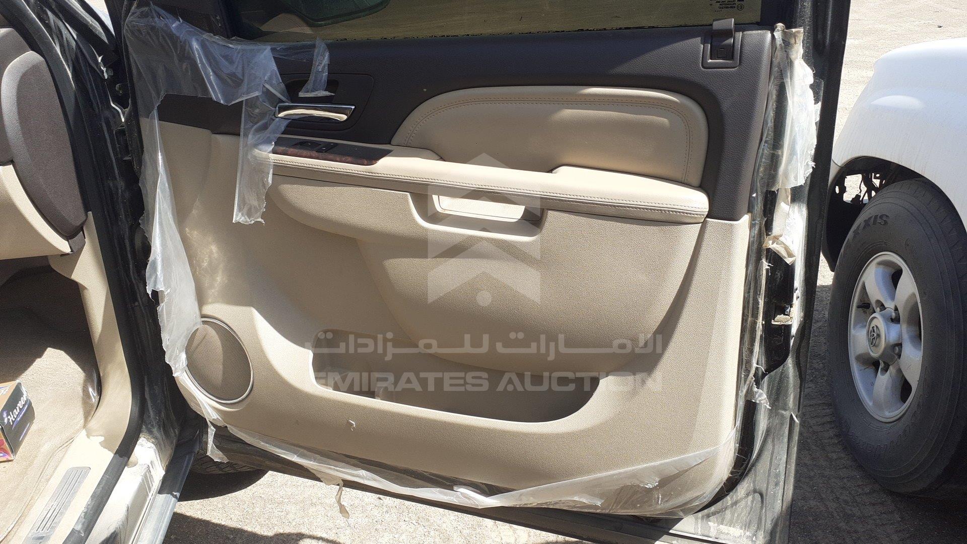1GKS27EF8CR172113 - 2012 GMC Yukon - #355113