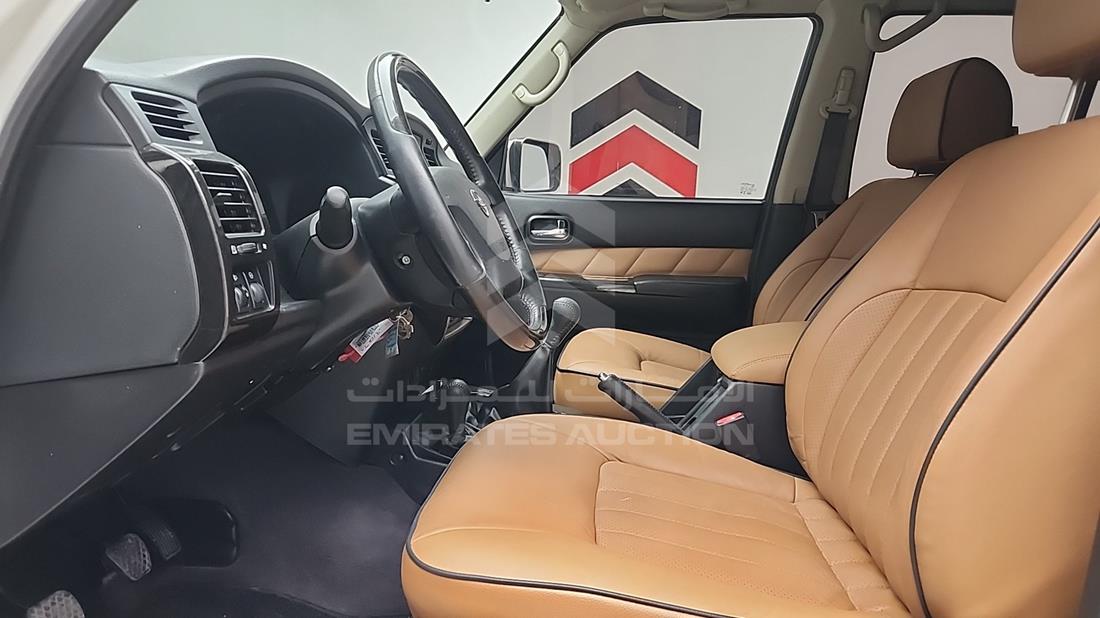 2019 Nissan Patrol — Front Left Driver Seat View — Photo 14