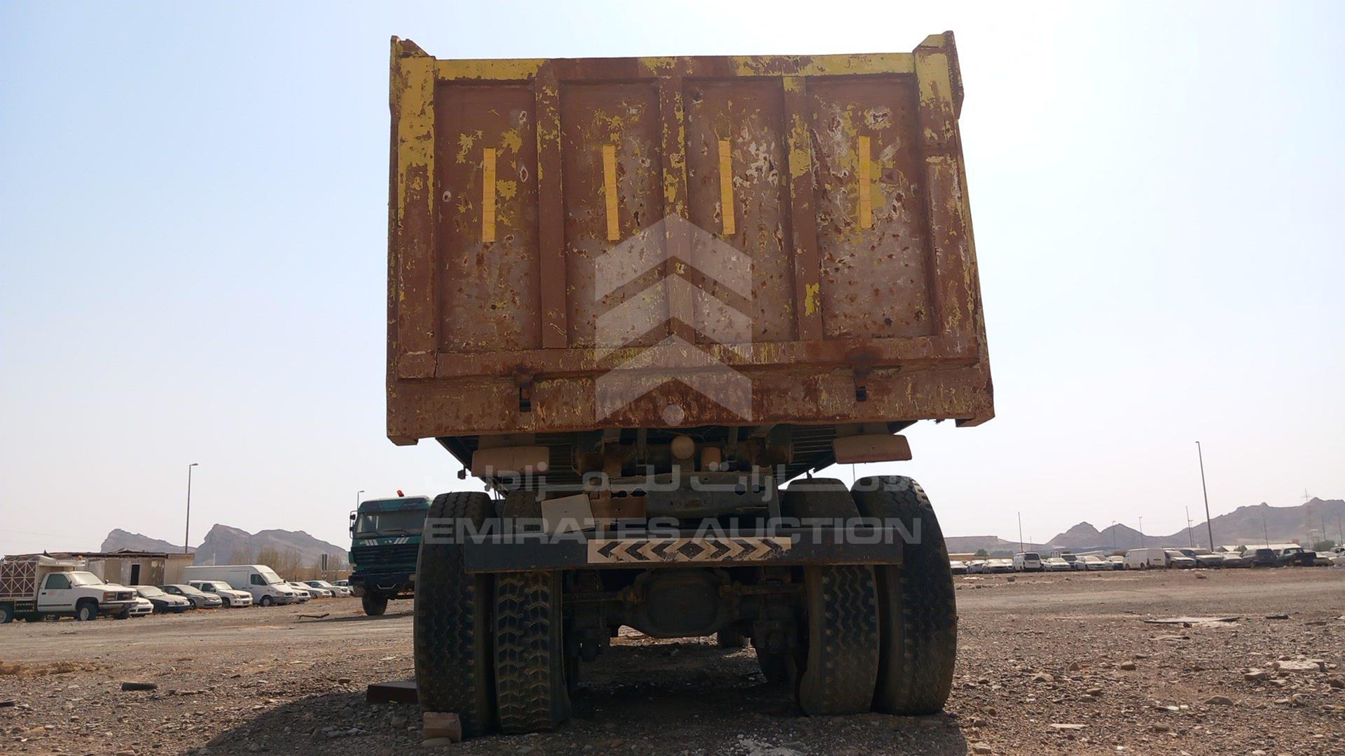 0 MERCEDES TRUCK VIN: 38911614754550