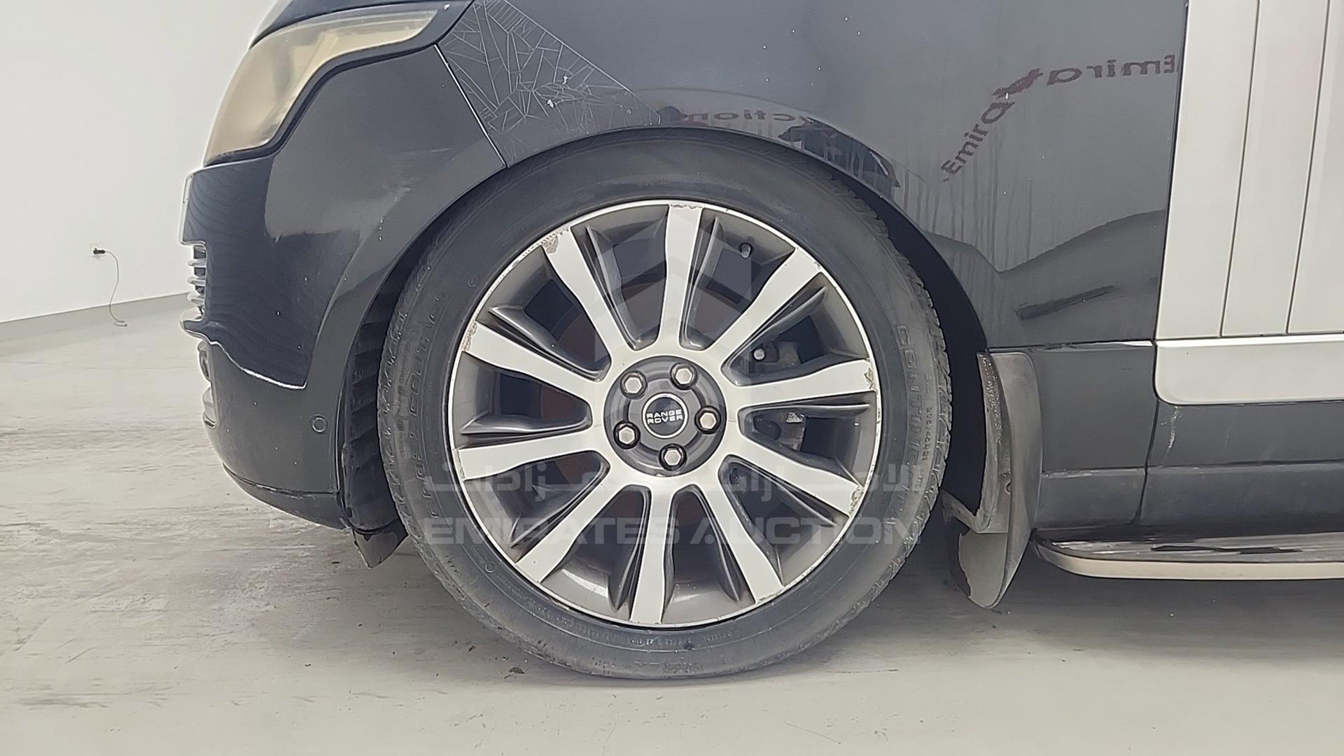 2014 RANGE ROVER VOGUE VIN: SALGA2DF5EA126158