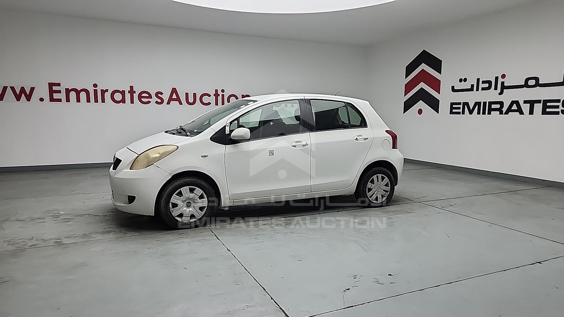 2008 TOYOTA YARIS VIN: JTDKW923085102058