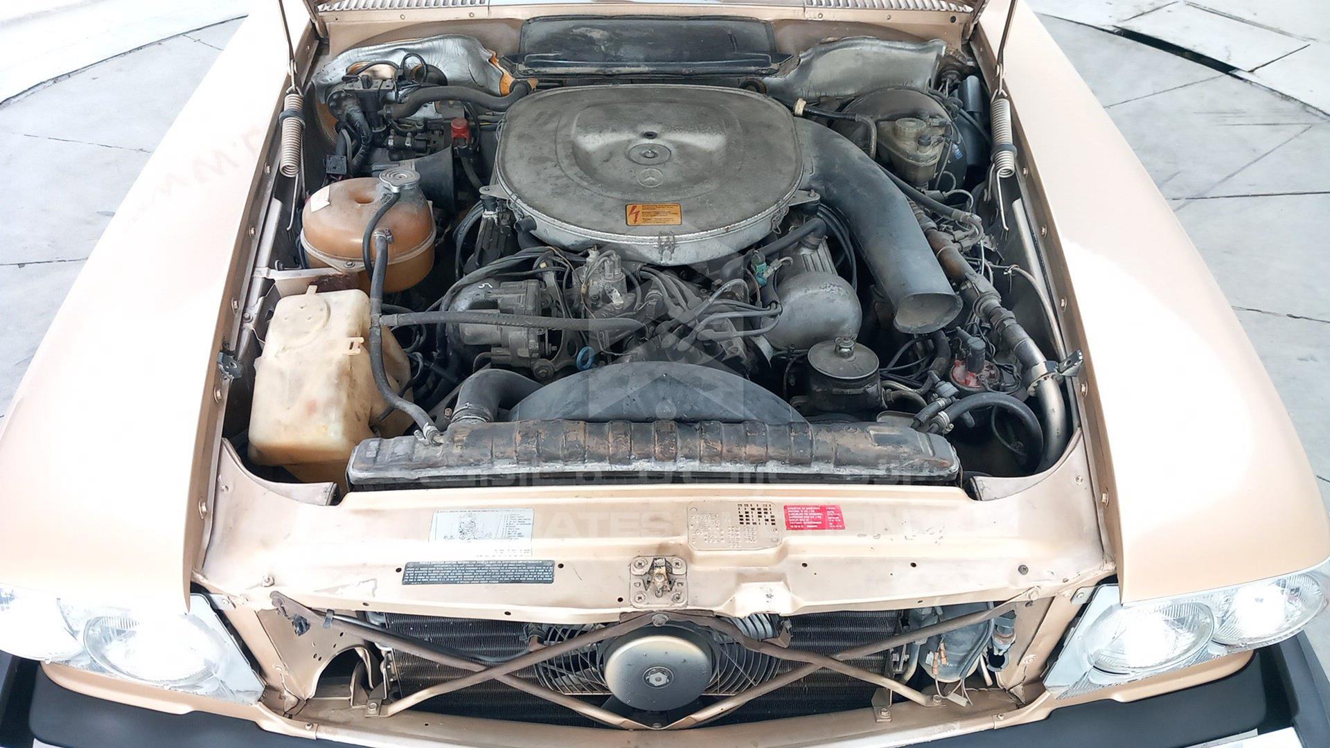 1983 MERCEDES SL 380 VIN: WDBBA45A2DB024288