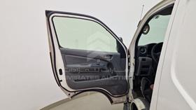 2015 Nissan Urvan — Front Left Door — Photo 5 — Thumbnail