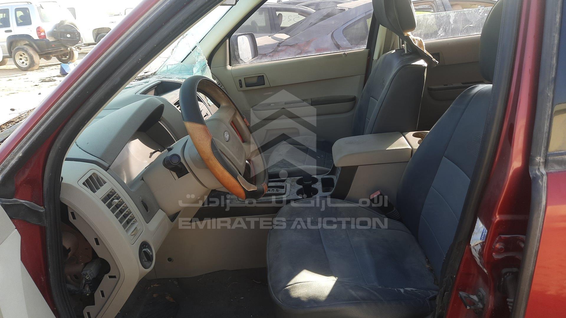 2008 FORD ESCAPE VIN: 1FMCU92158KA58936